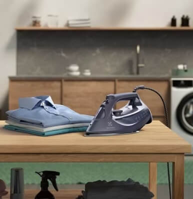 Electrolux E6SI3 62MN 2500W Steam Iron with Ultimate Care 500 Technology - Perfect for Wrinkle-Free Clothes, Delicate Fabrics & Home Use