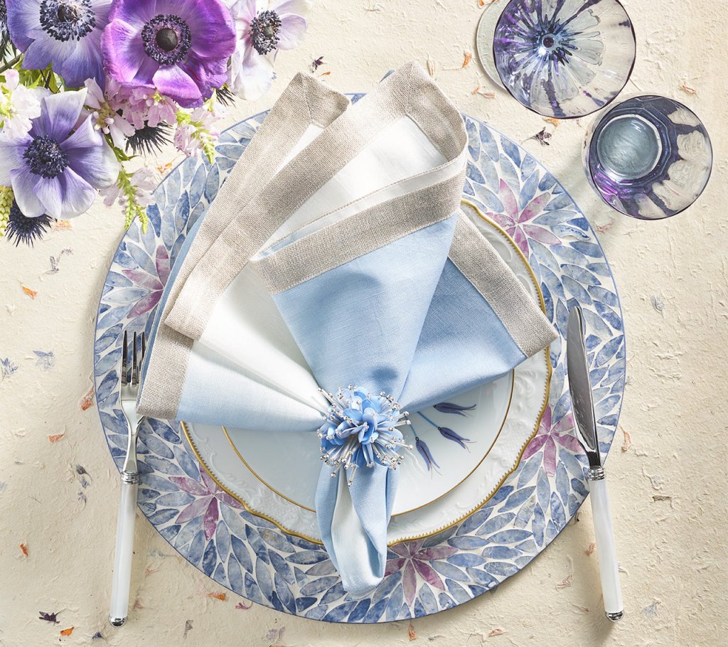Elegant Lilac & Periwinkle Floral Placemats Set of 4 - Perfect for Dining Table Decor, Kitchen, and Party Settings