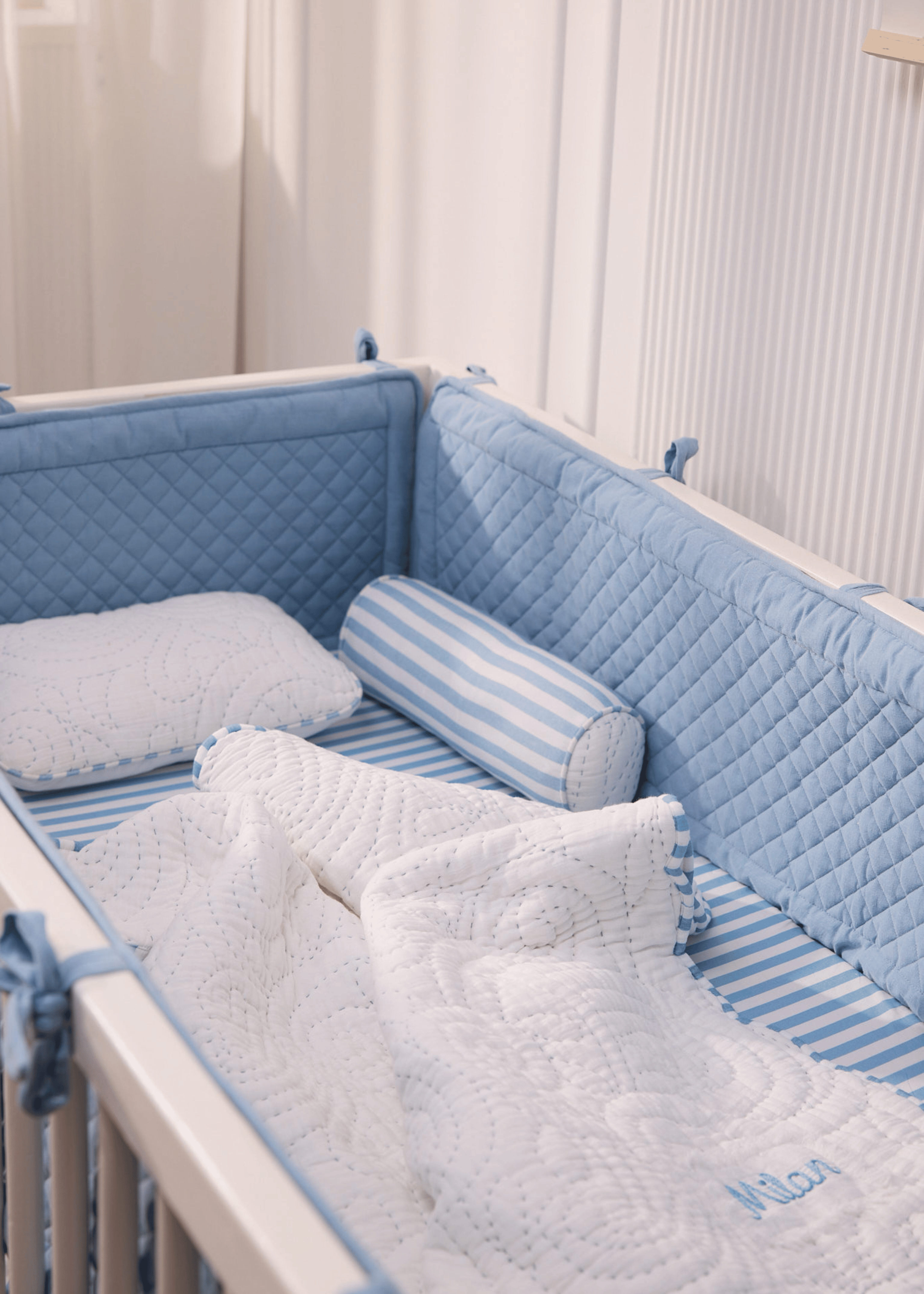 Premium Heirloom Blue Complete Cot Bedding Set with Soft Bumper - Cozy Nursery Essentials for Baby's Comfort & Safety | Perfect for Newborns, Infants & Toddlers