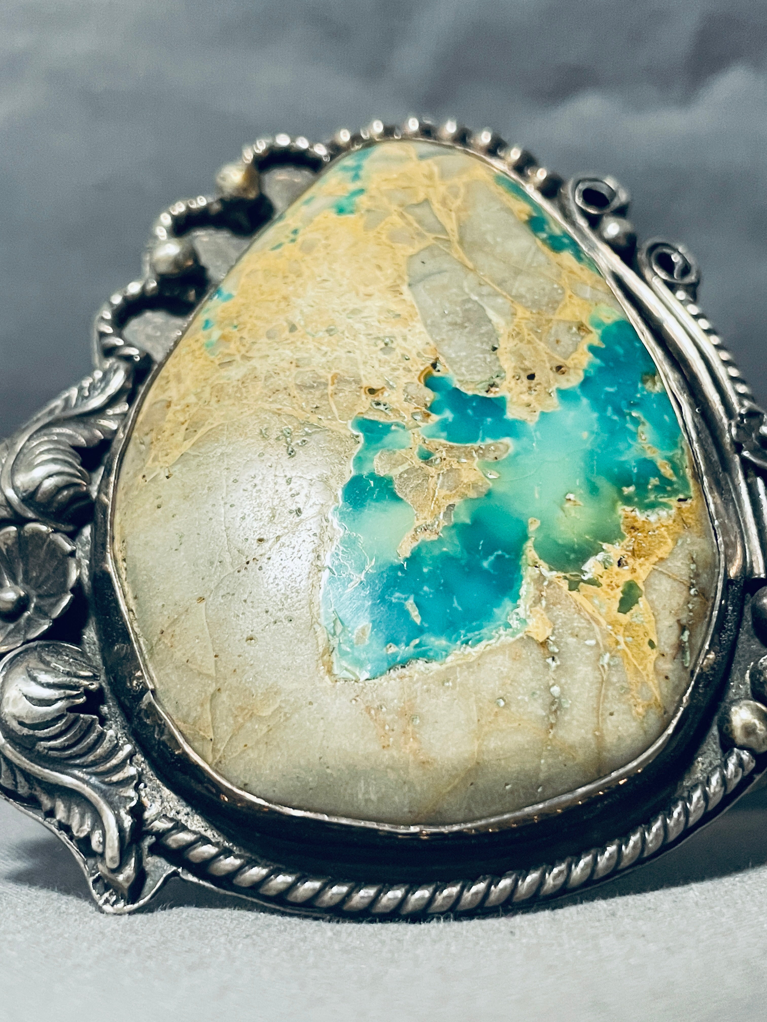 112 Grams Vintage Native American Navajo Turquoise Ore Sterling Silver Bracelet