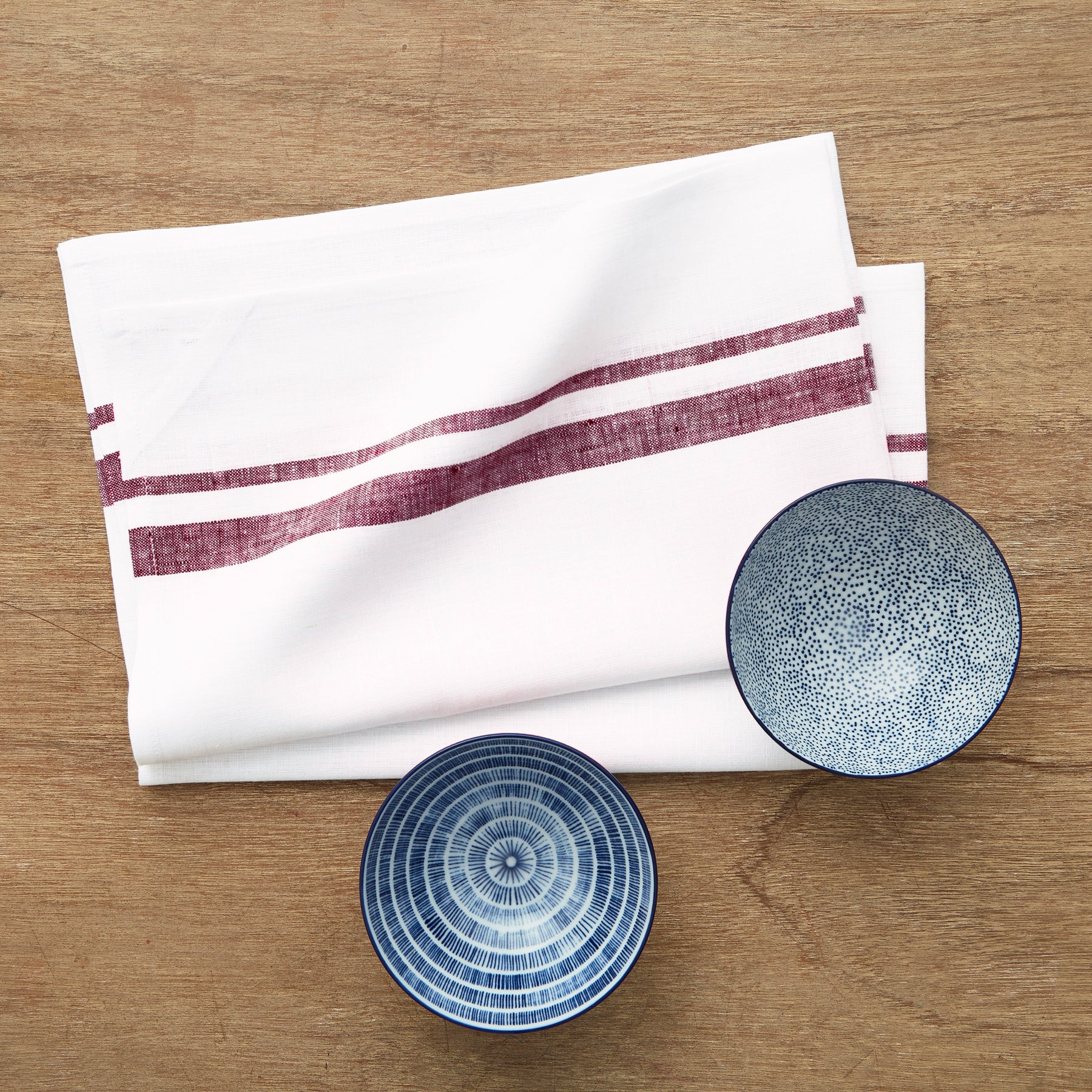 French Striped Kitchen Towels Set of 2 - Absorbent & Durable Cotton Dish Towels for Drying Dishes, Cleaning Countertops & Kitchen Decor - Perfect for French Country or Farmhouse Style Kitchens