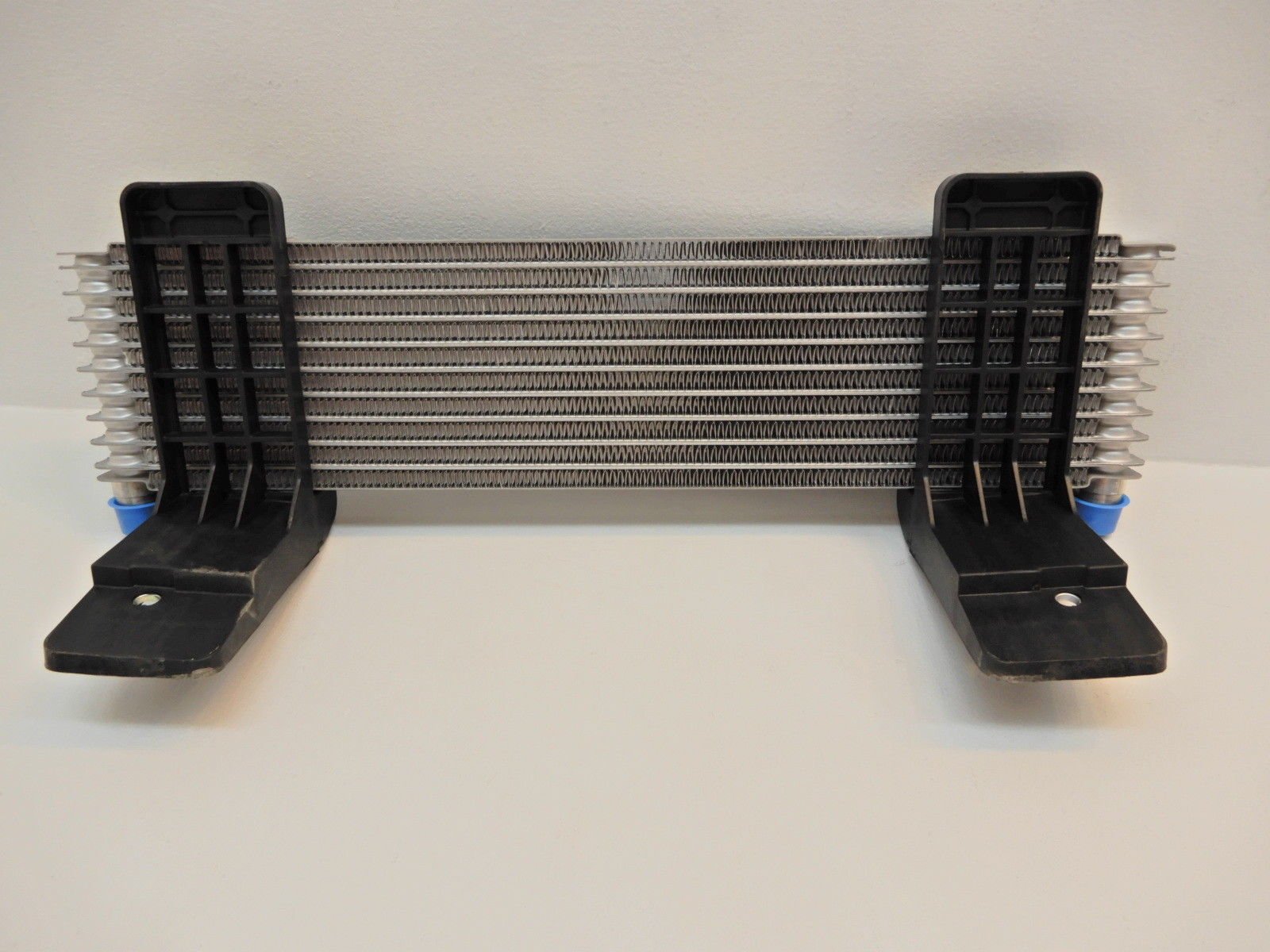 Ford Oil Cooler Assembly - High Performance Replacement Part for Ford Vehicles | Perfect for Engine Cooling & Maintenance