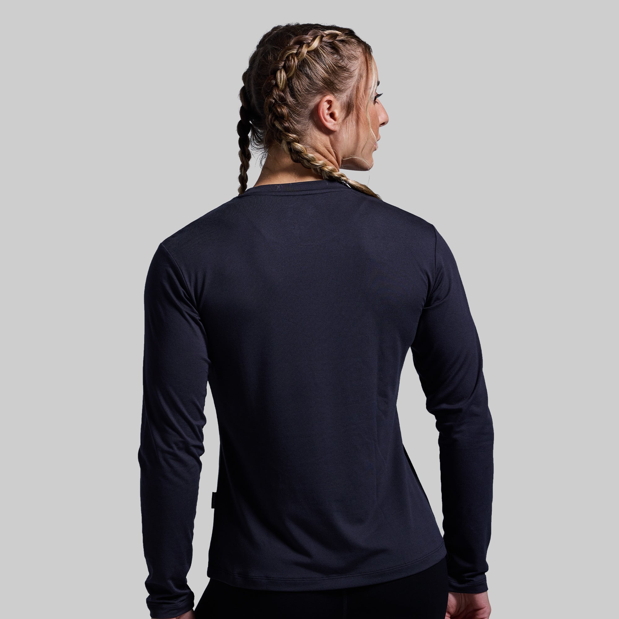 Premium Women's Basic Long Sleeve Crew Neck T-Shirt - Soft Cotton Comfort Fit (Black) | Casual Wear, Layering & Everyday Outfits
