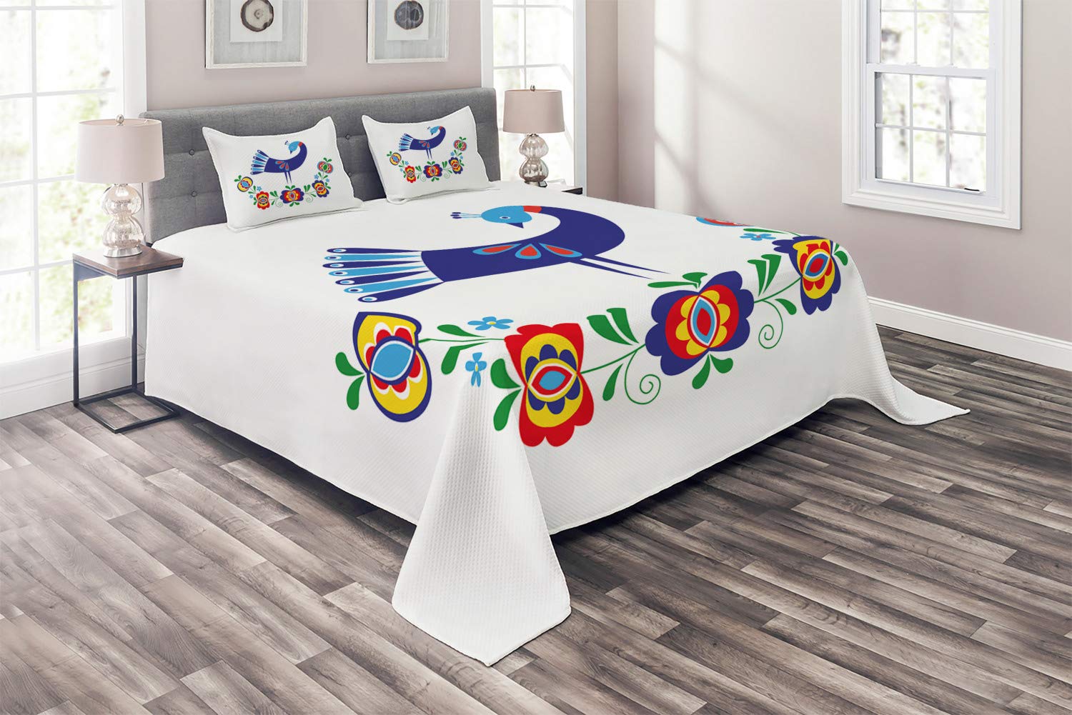 Ambesonne Folkloric Quilt Set - Ukrainian Inspired Floral Peacock Design, 3-Piece King Size Bedspread with 2 Pillow Shams, Colorful Bohemian Home Decor | Perfect for Master Bedroom, Guest Room & Bohemian Style Interior Design