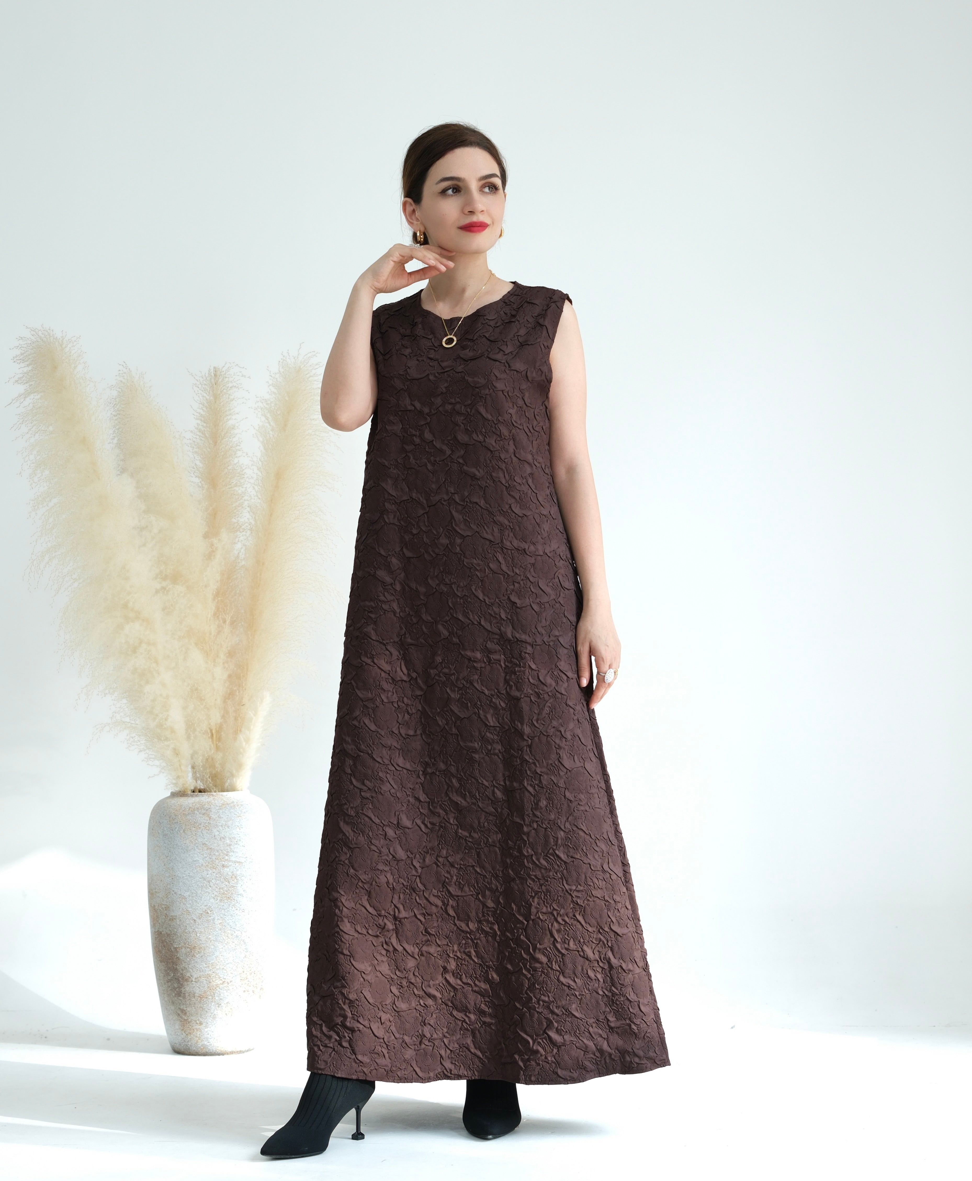Elegant Eva Textured Abaya Set in Cocoa - Modest Islamic Prayer Dress for Women - Perfect for Eid, Ramadan, and Special Occasions
