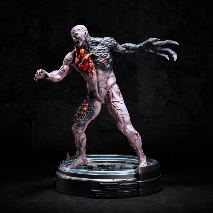 Resident Evil Tyrant T-002 Limited Edition Collectible Statue - Perfect for Horror Fans & Video Game Merchandise Displays