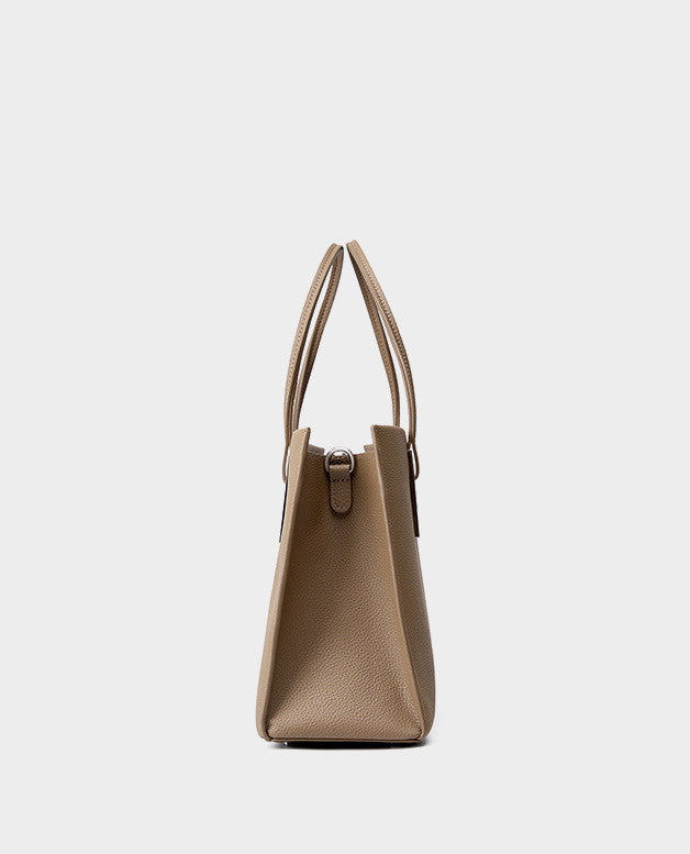 Structured Everyday Tote Bag for Women - Durable Work & Travel Tote with Pockets - Perfect for Office, Commute, Shopping & Beach Day Essentials