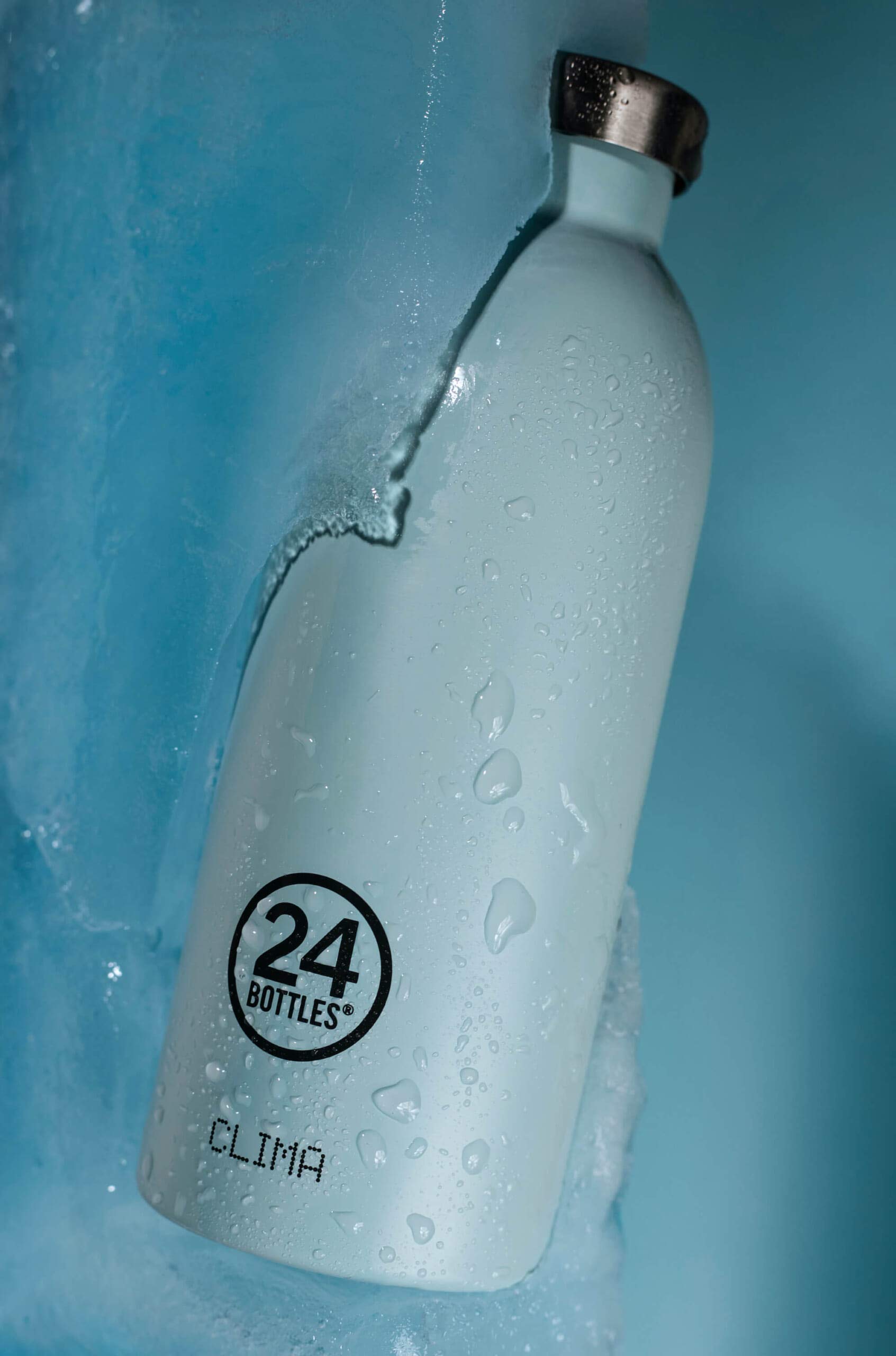 24Bottles Clima 850ml Stainless Steel Insulated Water Bottle - Leak Proof, BPA Free, Hot & Cold Beverage Thermos for Gym, Hiking, Office & Outdoor Activities