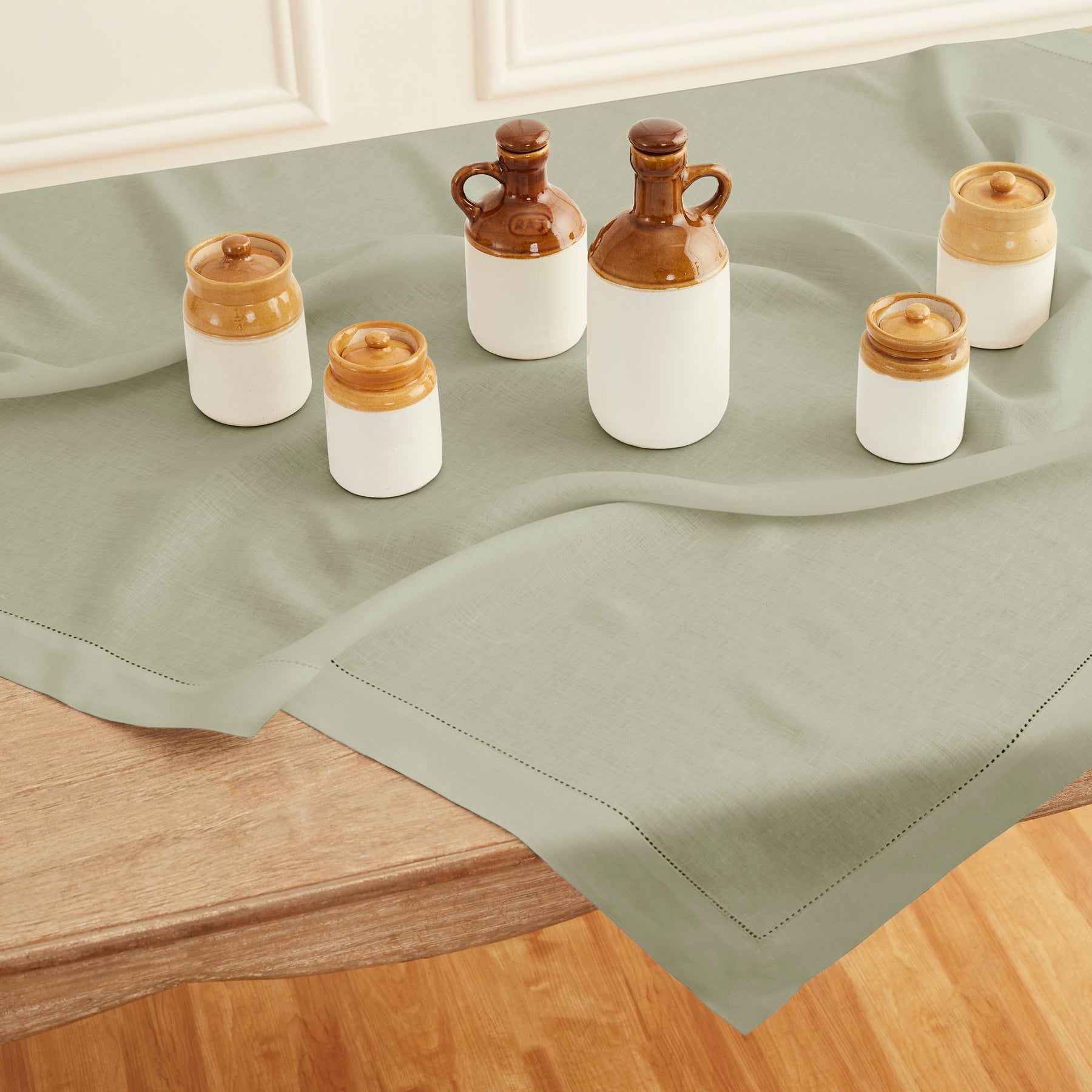 Classic Hemstitch Table Throw - Elegant Linen Table Runner for Dining Room Decor, Wedding & Holiday Table Settings