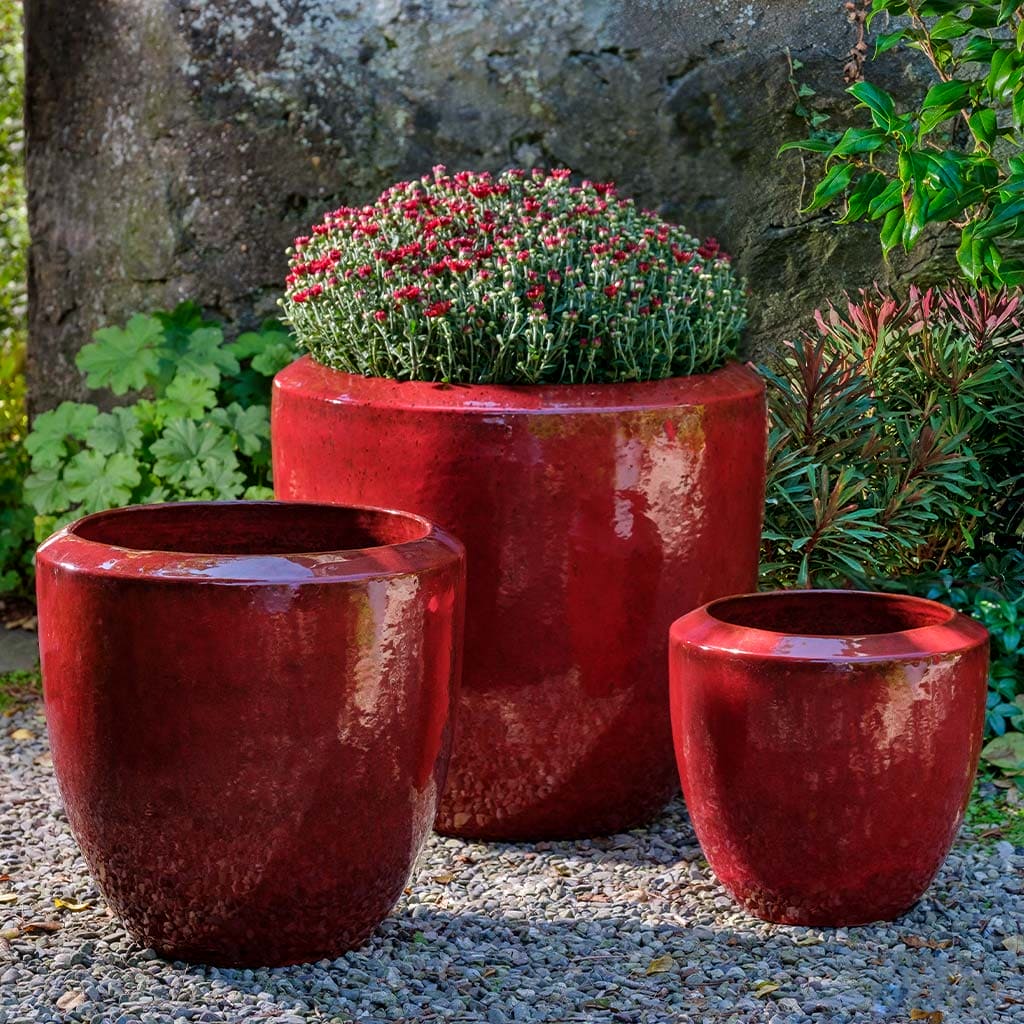 Campania International Timolos Round Planter Set of 3 - Tropical Red Outdoor Garden Flower Pots for Patio, Balcony & Home Decor | Durable Resin Planters for Indoor/Outdoor Use