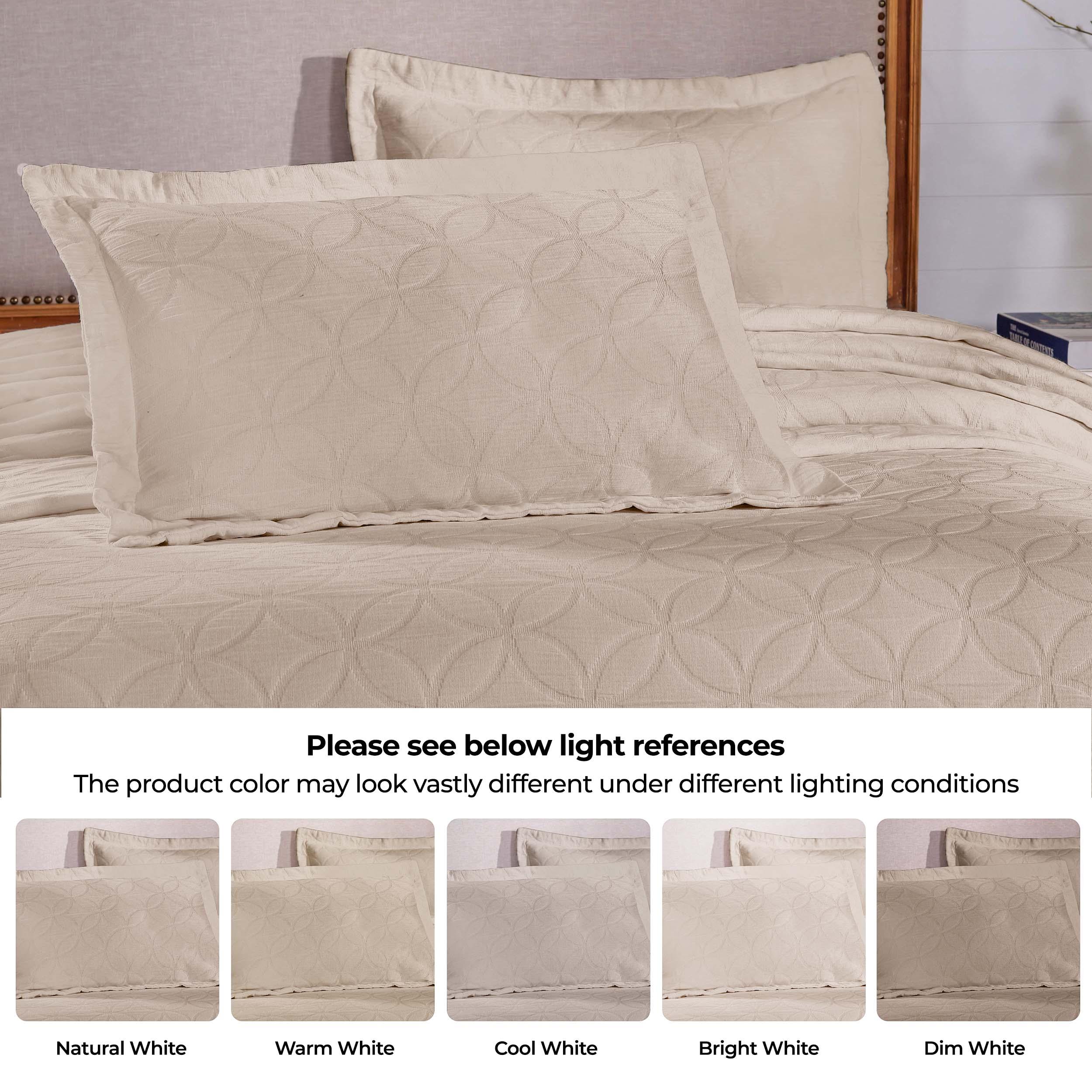 Serenity Cotton Matelasse Celtic Circle Airy Bedspread Set - Queen Size Lightweight Quilted Coverlet with Bohemian Design for Bedroom Decor, Guest Room & Cozy Home Aesthetic
