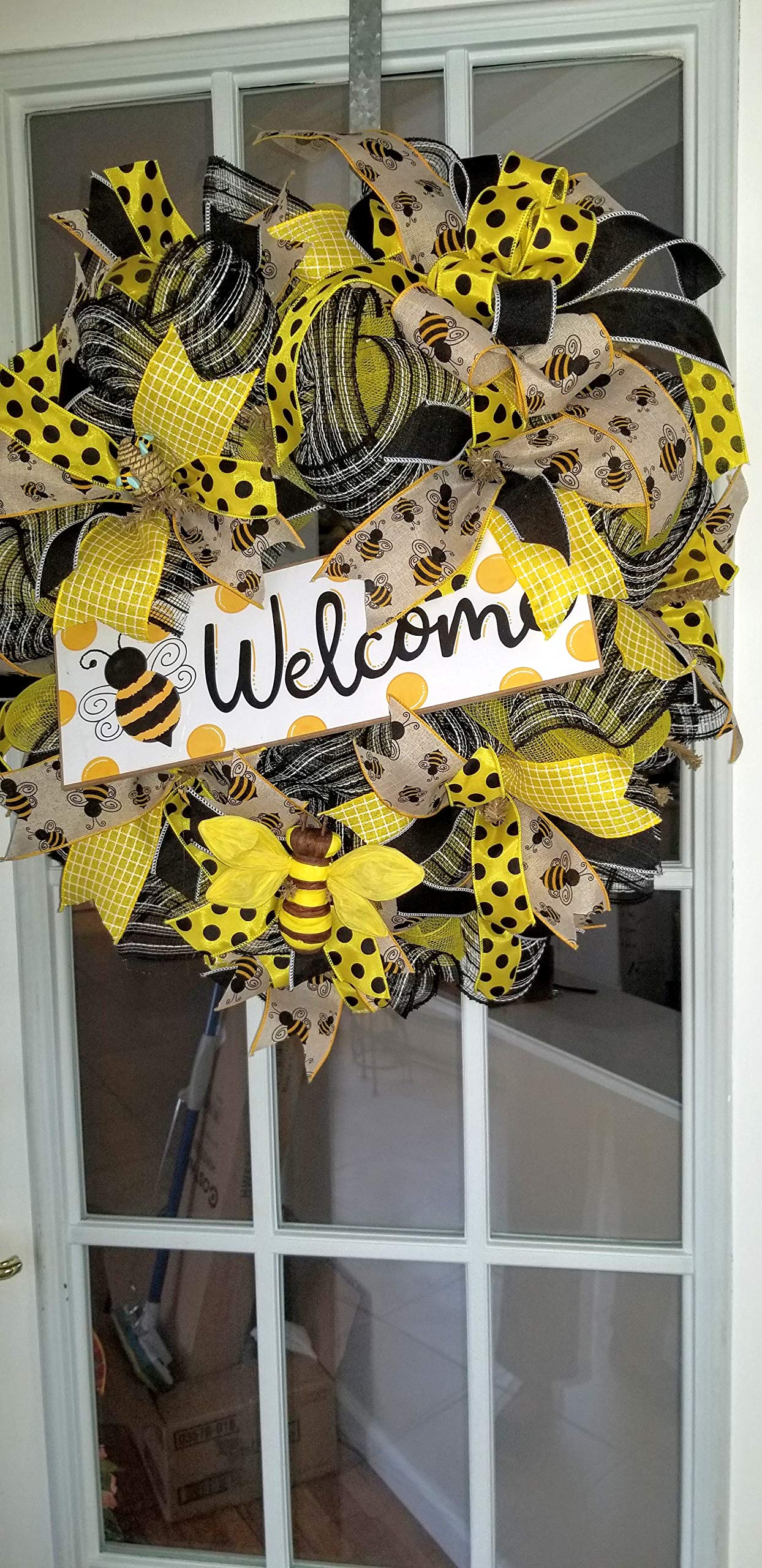 Bee Welcome Summer Door Wreath - Floral Honeycomb Decor for Front Door, Porch & Home - Perfect for Summer, Spring & Outdoor Decorations