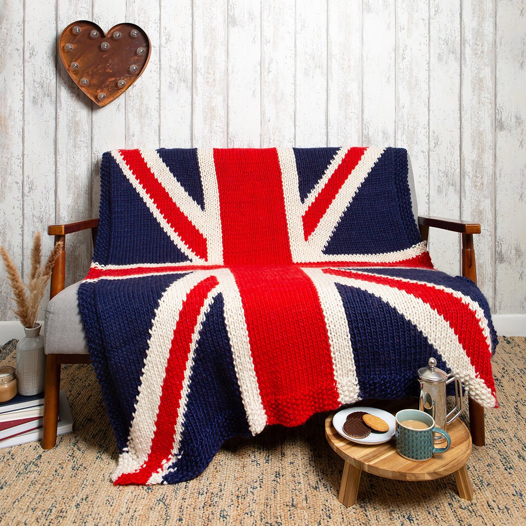 Union Jack Blanket Traditional Knitting Kit - DIY British Flag Blanket for Home Decor, Gifts & Cozy Winter Nights | Perfect for Knitting Enthusiasts & UK Themed Decor