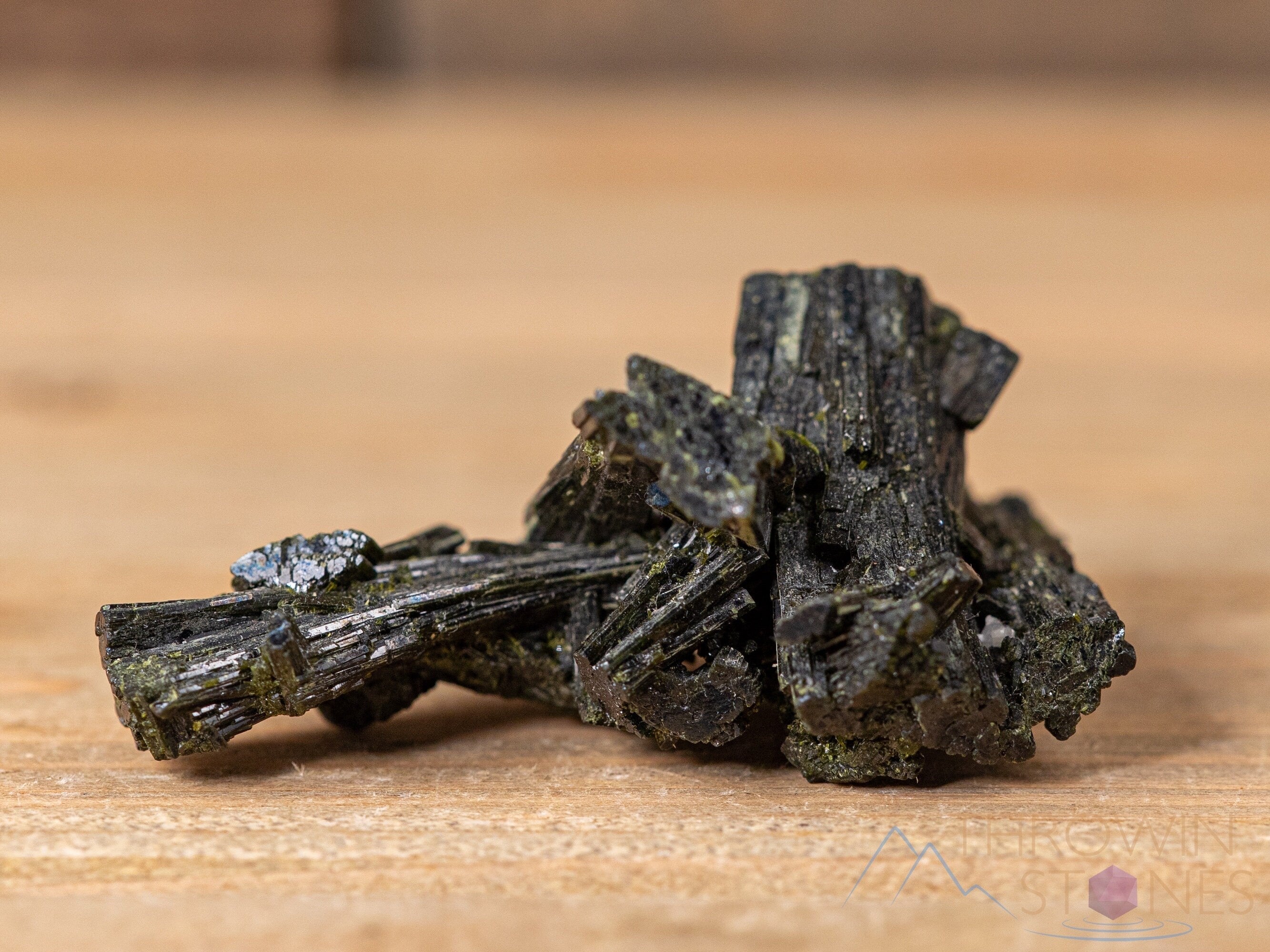 EPIDOTE Raw Crystal Cluster - Natural Healing Stone for Home Decor, Housewarming Gift, and Spiritual Healing | Perfect for Meditation, Feng Shui, and Positive Energy