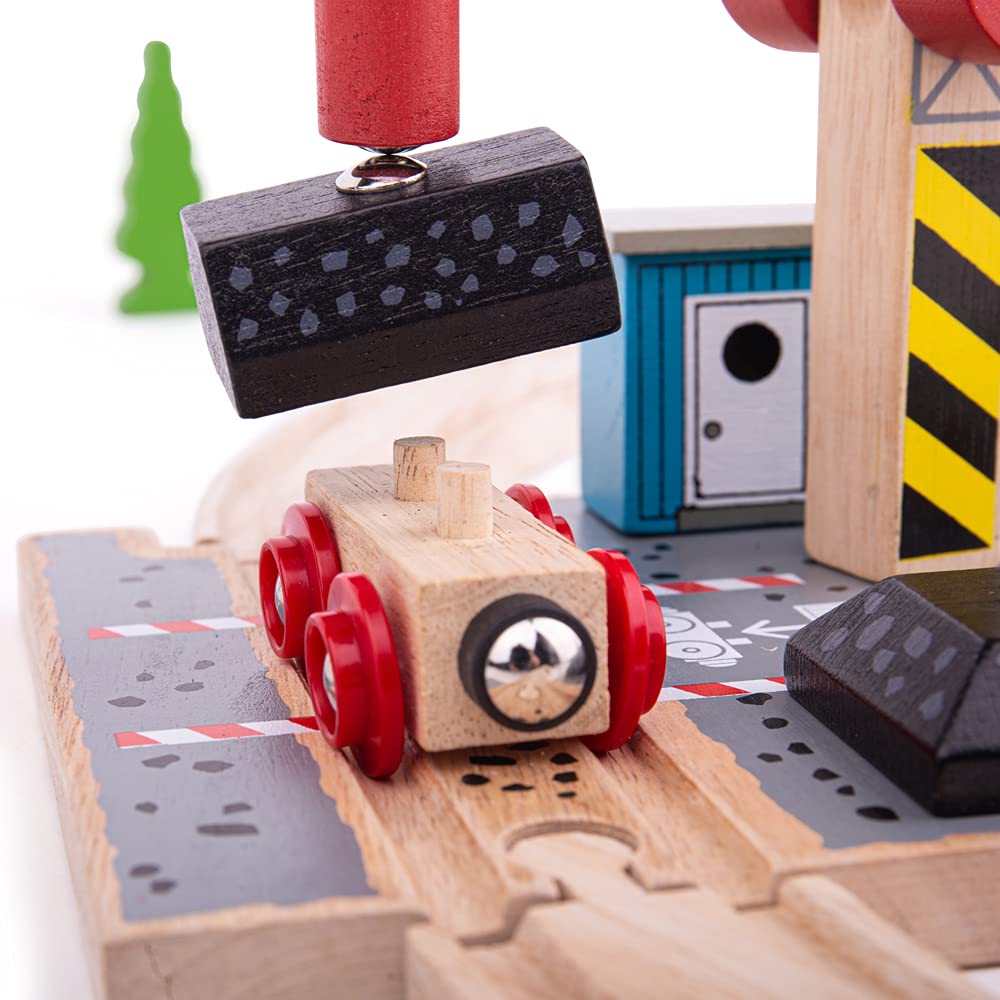 Bigjigs Rail Coal Canal Docks Wooden Train Track Accessories Set with Working Crane - Compatible with Kids Train Sets | Perfect for Imaginative Play & Wooden Railway Layouts