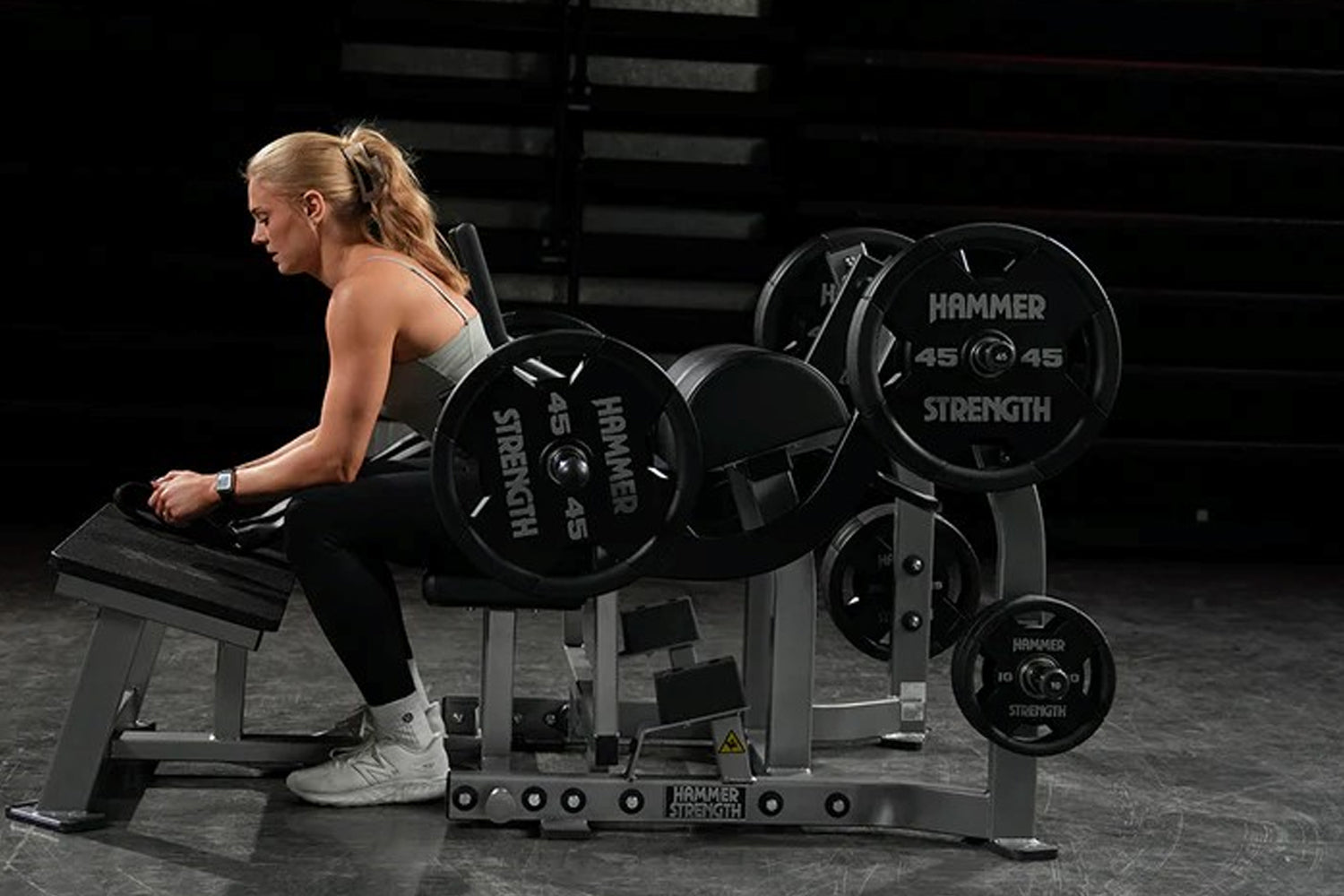 Hammer Strength Plate Loaded Glute Drive Machine - Professional Gym Equipment for Glute Workouts & Strength Training - Perfect for Home Gyms & Commercial Fitness Centers