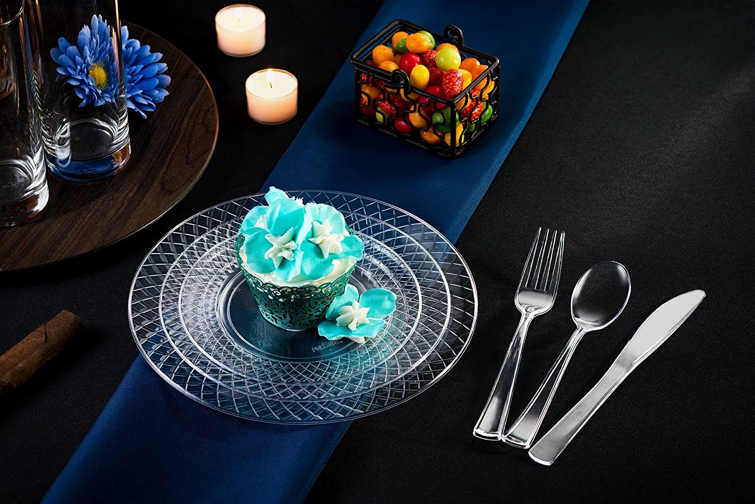 **Prestee 102 Clear Plastic Plates Disposable - 6.25-inch Heavy Duty Hard Plastic Plates for Party, Elegant Round Cake, Dessert, Salad, Appetizer, Dinner - Perfect for Holiday Parties, Weddings, BBQs & Picnics**
