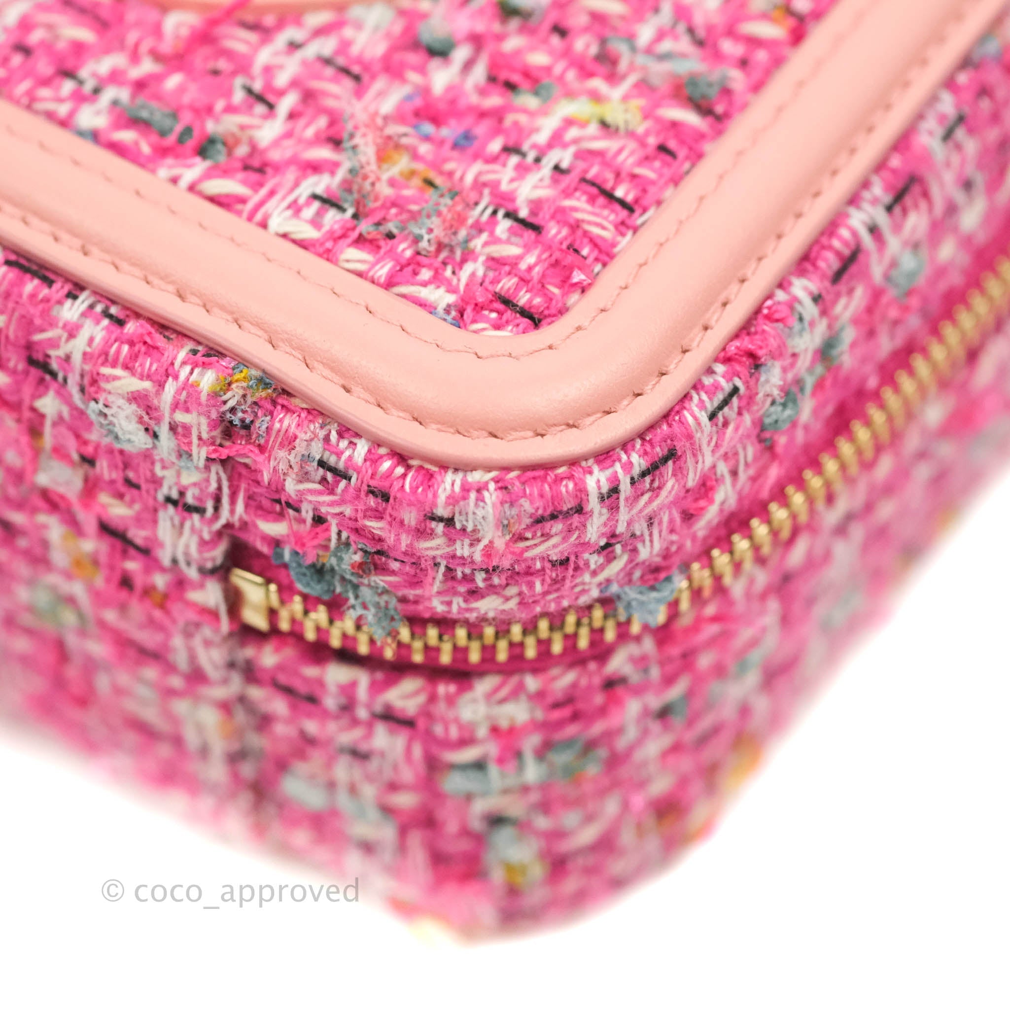 Chanel CC Filigree Vanity Clutch With Chain - Pink Tweed Crossbody Bag for Women | Luxury Designer Clutch Purse for Evening Parties, Weddings & Special Occasions