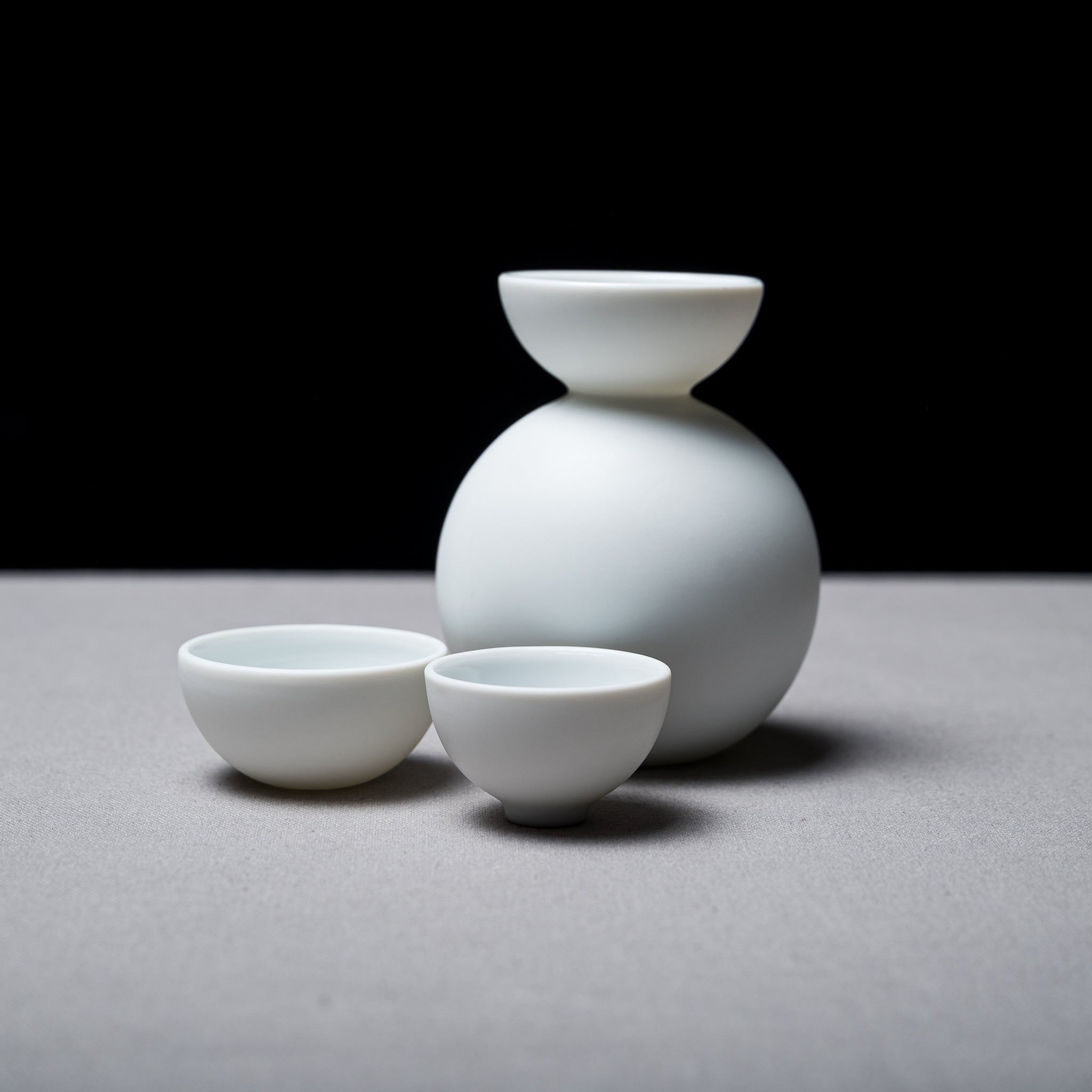 Snowman Sake Set - Elegant Matt Glaze Ceramic Japanese Drinking Set for Winter Entertaining & Holiday Gifts