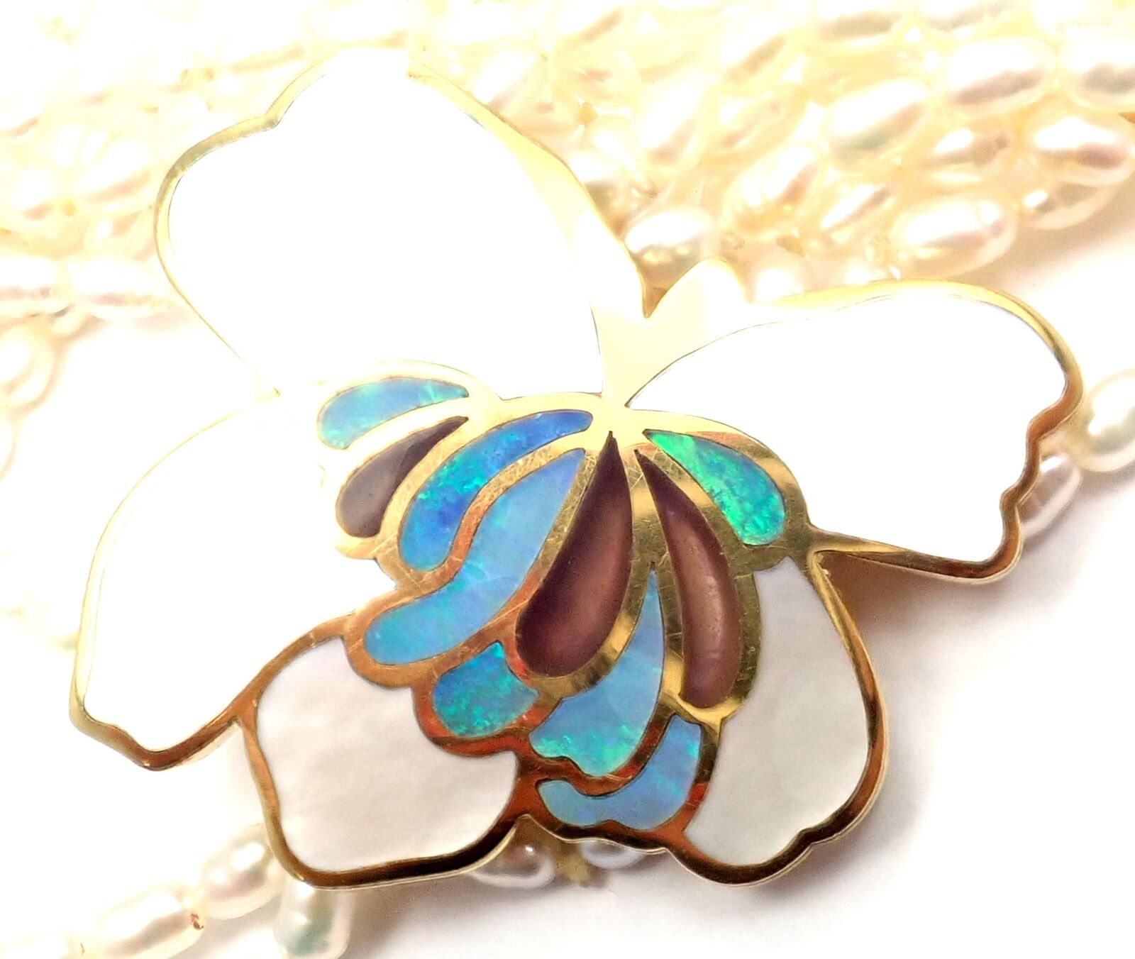 Authentic Tiffany & Co 18k Yellow Gold Mother of Pearl Flower Necklace - Elegant Jewelry Gift for Women, Perfect for Weddings & Special Occasions