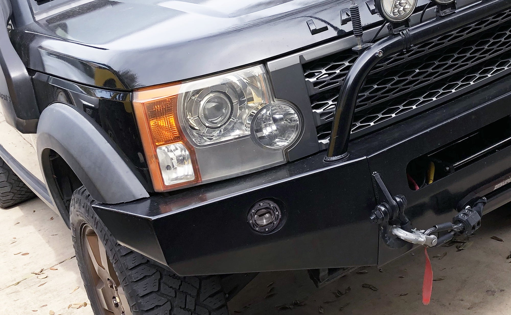 20W White/Yellow 3 Round LED Pod Light Kit - Off Road Flush Mount Projector Lights for Trucks, ATVs, UTVs & Jeeps - Waterproof Fog Lights for Night Driving, Camping & Outdoor Adventures