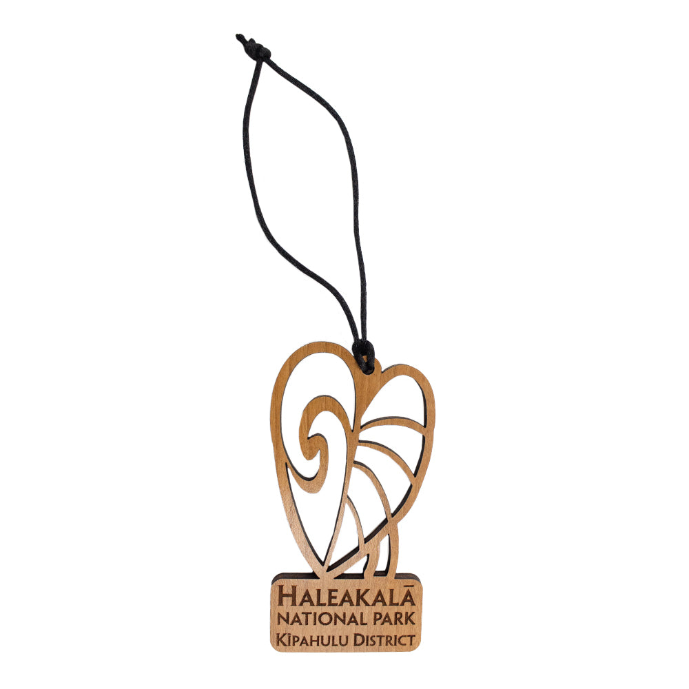 Haleakalā National Park Kīpahulu District Wooden Souvenir Ornament - Handcrafted Hawaiian Gift for Home Decor, Christmas Tree, or Travel Keepsake