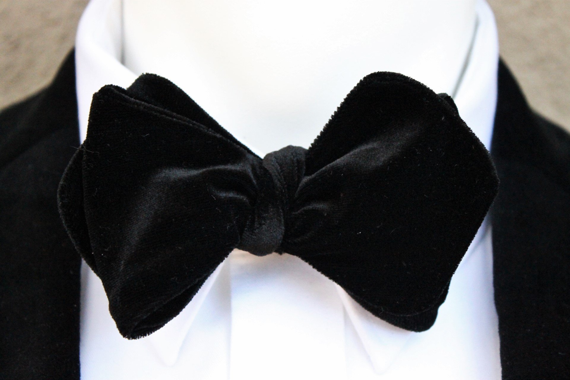 Diamond Black Velvet Mastroianni Bow Tie by Spero Accessories | Elegant Formal Wear for Weddings & Galas