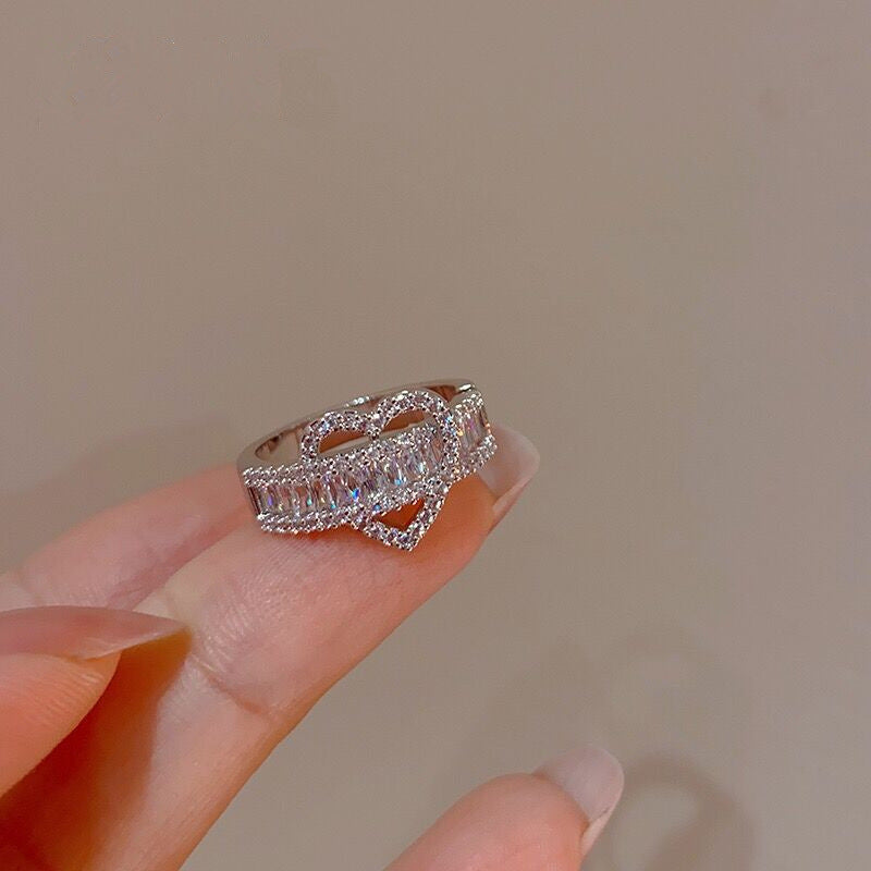 Wide Band Zircon Gold Heart Ring for Women | Elegant 925 Sterling Silver Jewelry Gift for Valentine's Day, Anniversary & Special Occasions | A8546