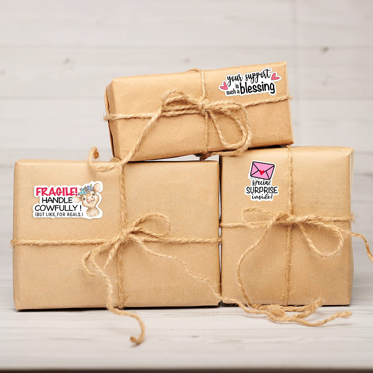 Wailozco Fragile Handle with Care Stickers - 500 Labels Per Roll | Thank You, Handmade & Small Business Stickers for Envelopes, Online Retailers & Handmade Goods | Perfect for Packaging, Shipping & Branding