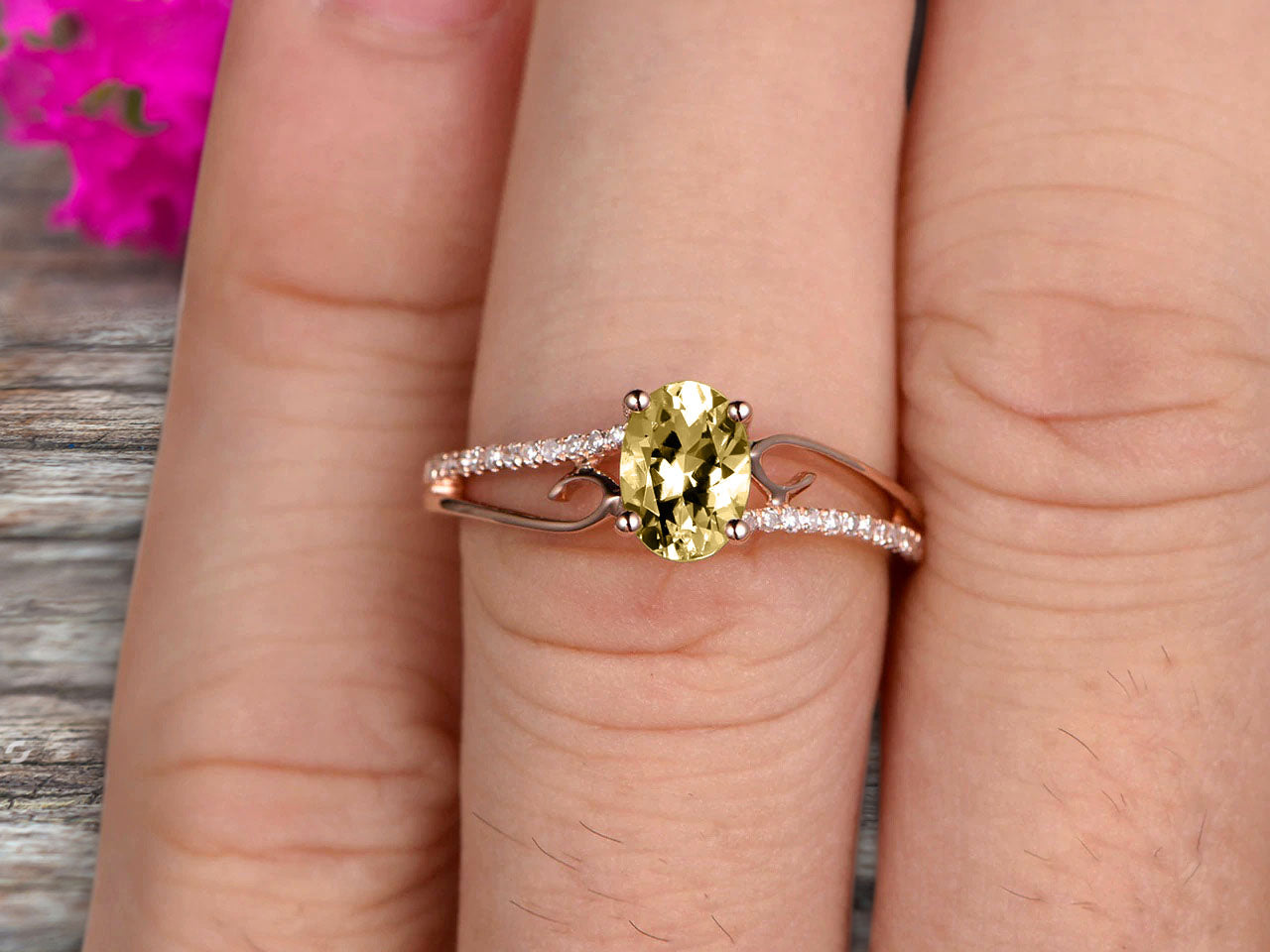 1.25 Carat Oval Cut Champagne Diamond Moissanite Engagement Ring - 10k Rose Gold Wedding Band with Shining Split Shank for Proposals, Anniversaries & Special Occasions