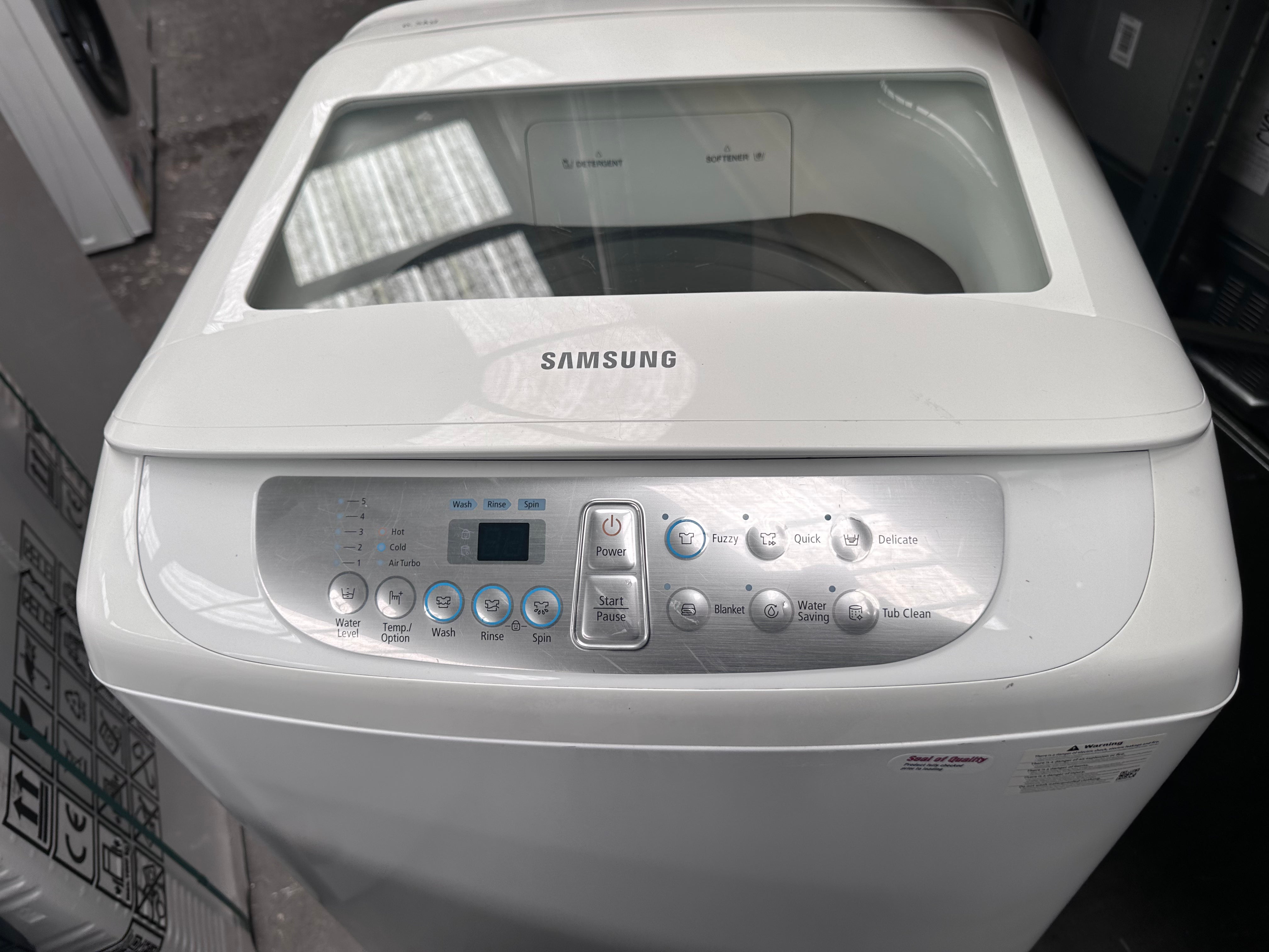 Refurbished Samsung 6.5kg Top Load Washing Machine - Energy Efficient Laundry Solution for Small Apartments & Dorms