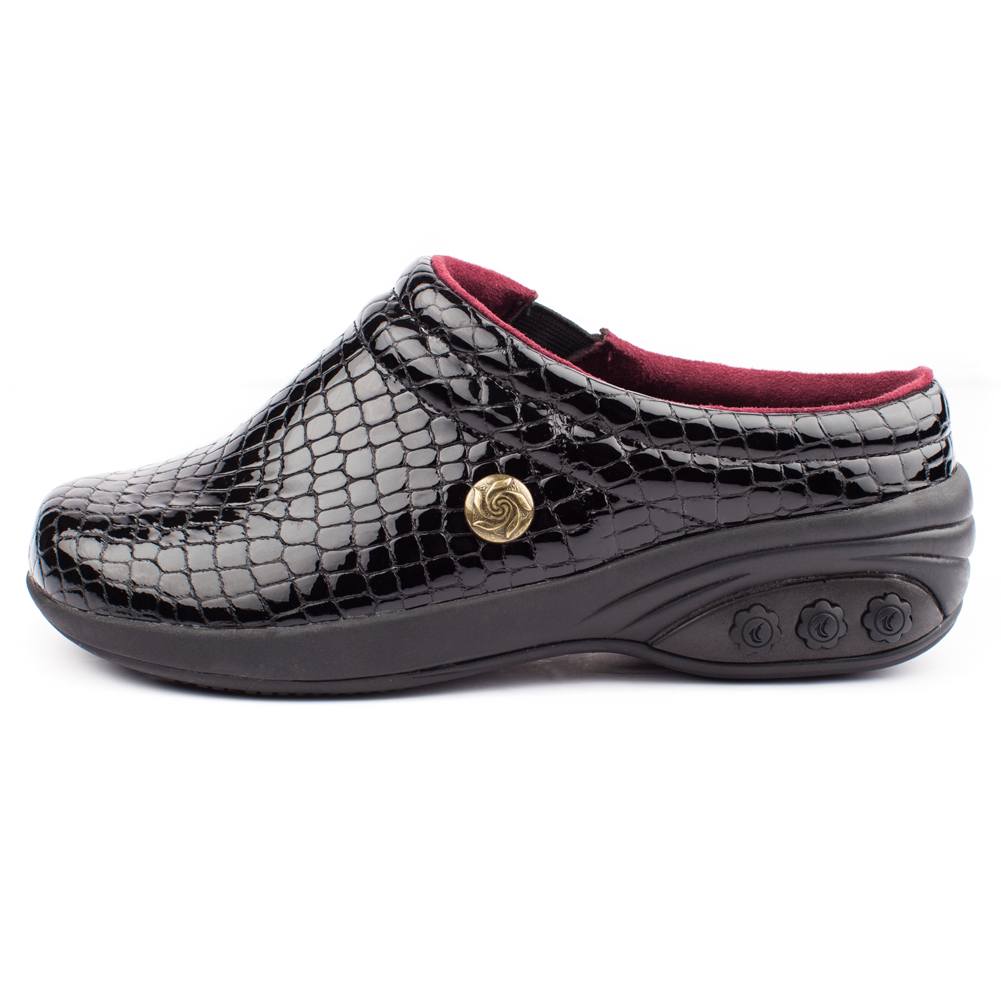 Molly Women's Comfortable Leather Clogs - Soft Slip-On Shoes for Women - Casual House Slippers & Garden Shoes for Walking, Errands, and Relaxing at Home