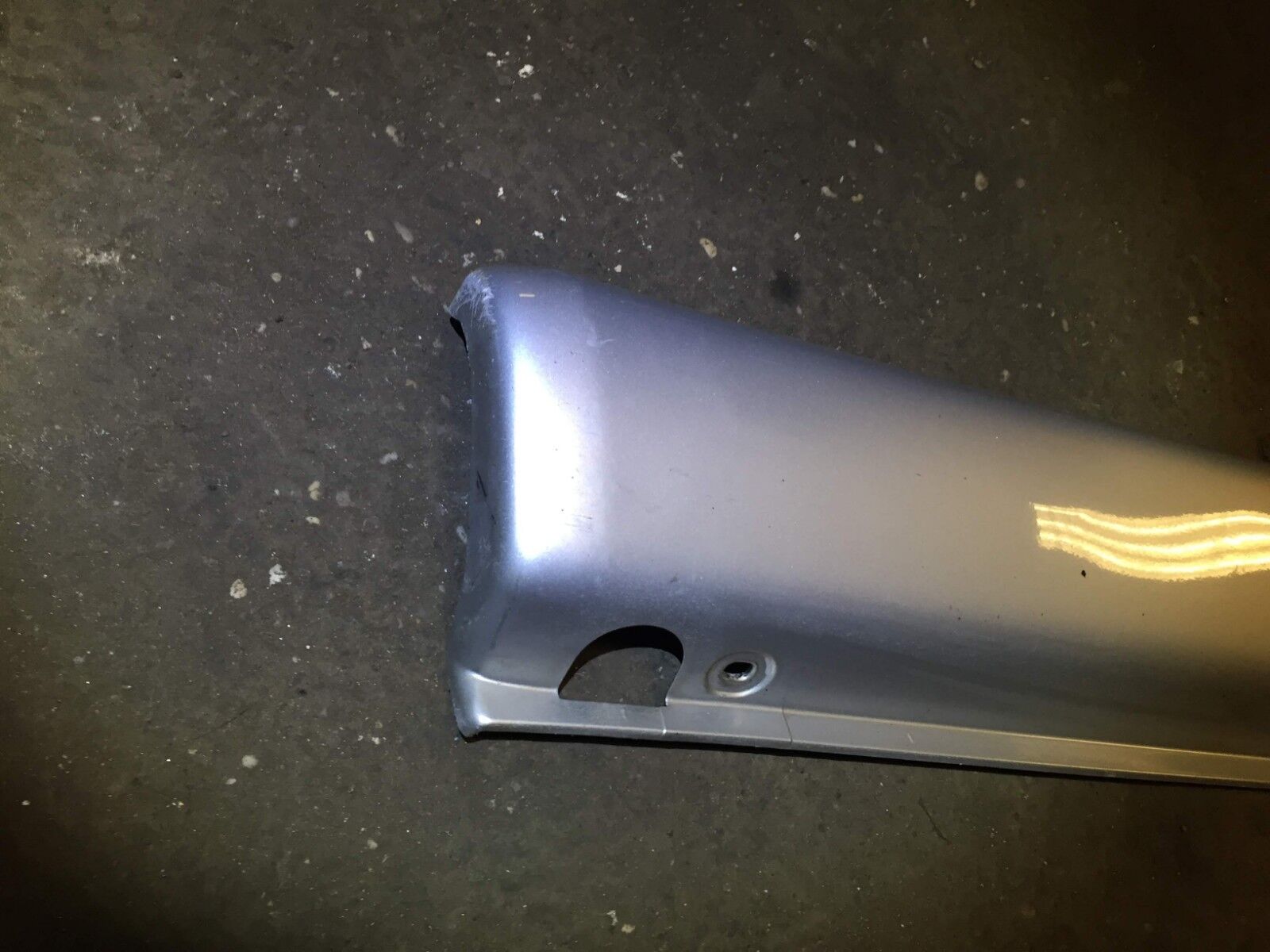 Genuine OEM Mercedes ML350 Right Passenger Side Rocker Panel Molding 2000-2005 - Perfect for Replacement & Car Body Restoration | Fits W163 Models