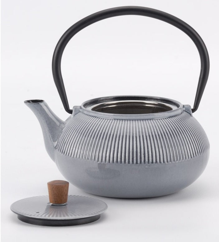 20oz Grey Enameled Cast Iron Teapot with Dot Pattern - Minimalist Design for Loose Leaf Tea Brewing - Perfect for Afternoon Tea, Home Decor & Gift Giving