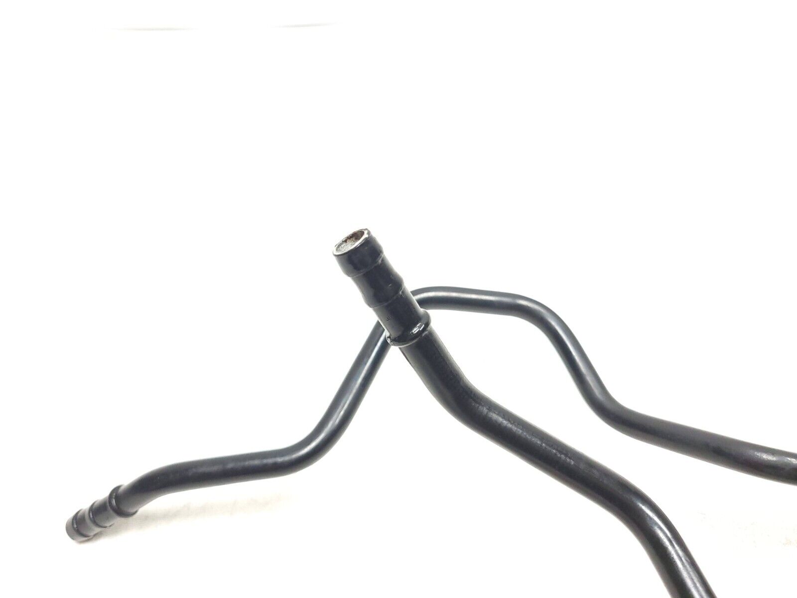 BMW K1200R K1200 Oil Hose Line Pipe OEM Replacement Part 04-08 - Perfect for Motorcycle Maintenance & Engine Repair