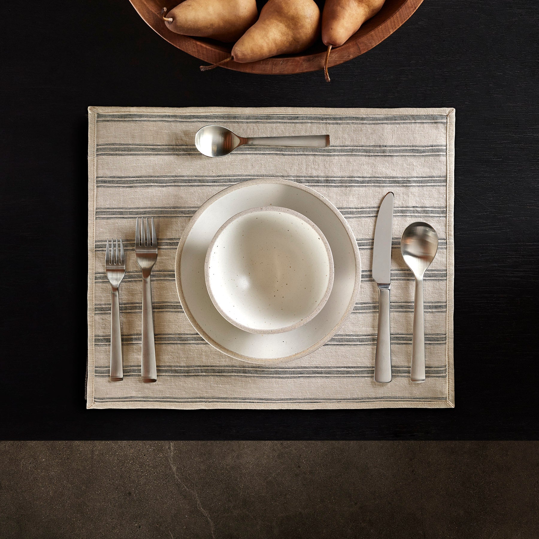 Stylish Natural Stripe Placemat Set - Premium Cotton Table Mats for Dining & Home Decor - Perfect for Everyday Meals, Dinner Parties, and Kitchen Table Settings