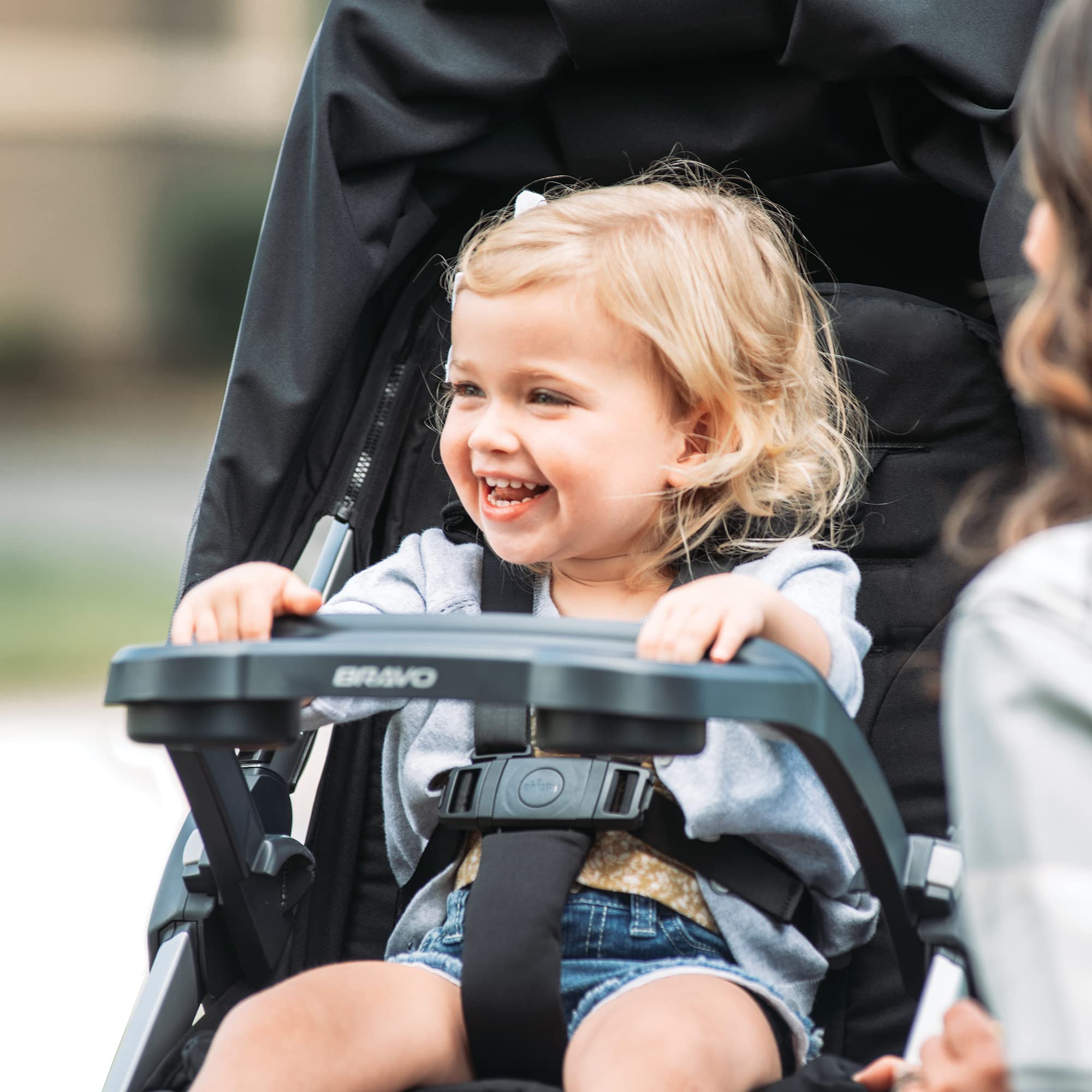 Chicco Bravo 3-in-1 Trio Travel System with Quick-Fold Stroller & KeyFit 30 Infant Car Seat - Brooklyn/Navy | Safe & Convenient Car Seat & Stroller Combo for Newborns | Perfect for City Walks, Shopping & Family Outings