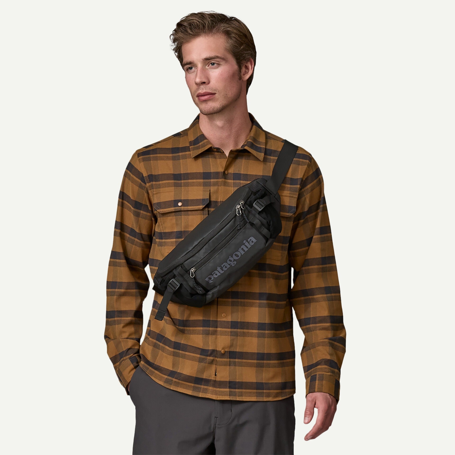 5L Black Hole Waist Pack - Lightweight & Waterproof Fanny Pack for Hiking, Running, Travel & Outdoor Adventures
