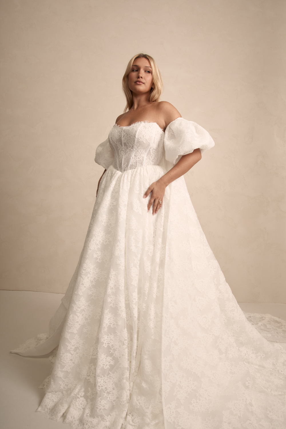 PRIM CAPE - Ready to Wear Women's Fashion Cape for Elegant Outfits & Special Occasions