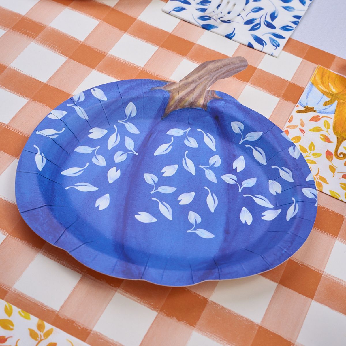 Harvest Blues Table Setting - Elegant Fall Dinnerware Set for Thanksgiving & Autumn Gatherings - Perfect for Holiday Entertaining & Seasonal Home Decor