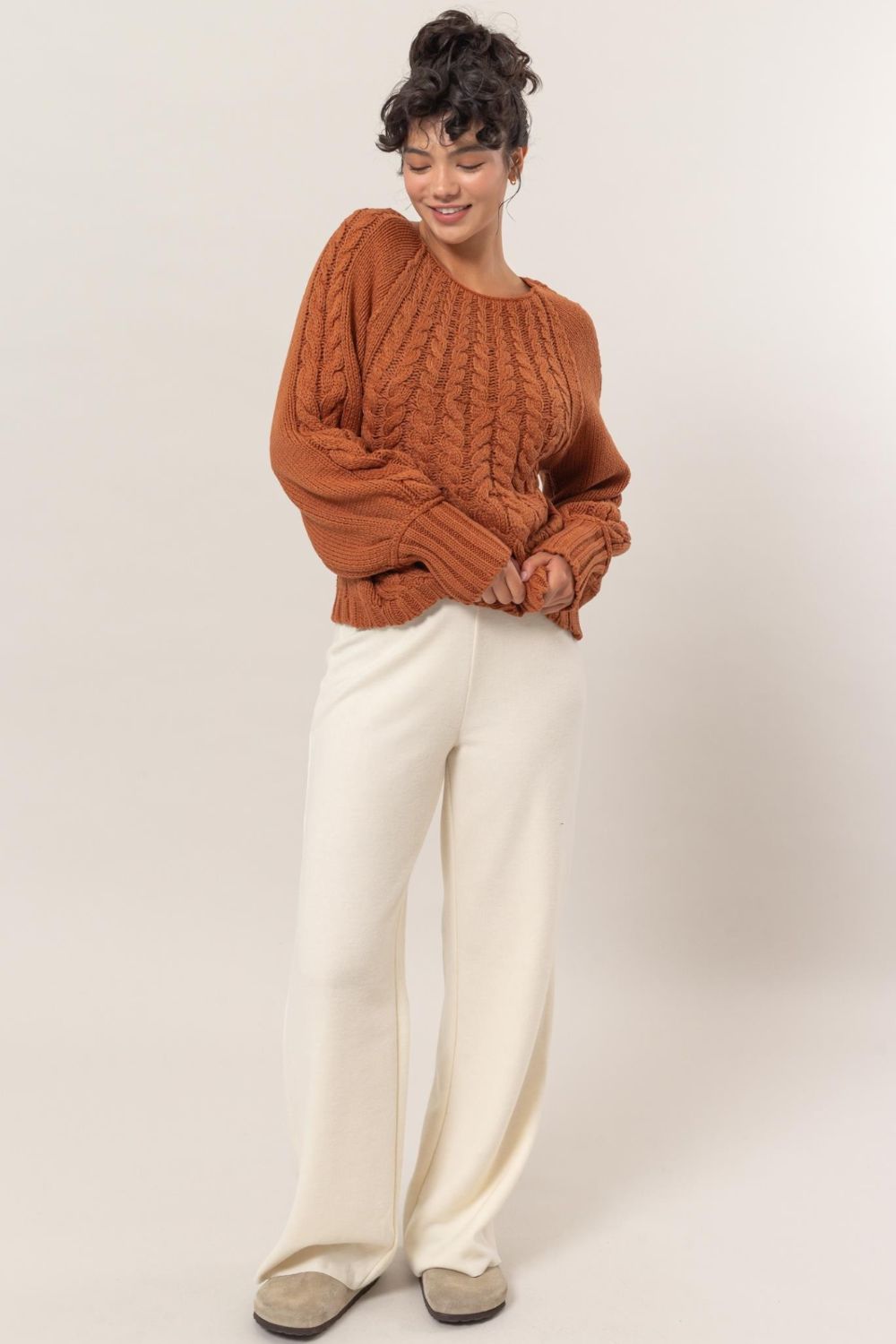 Cozy Cable Knit Sweater Women's Round Neck Raglan Sleeve Pullover - Perfect for Fall Layering, Winter Warmth & Casual Outfits