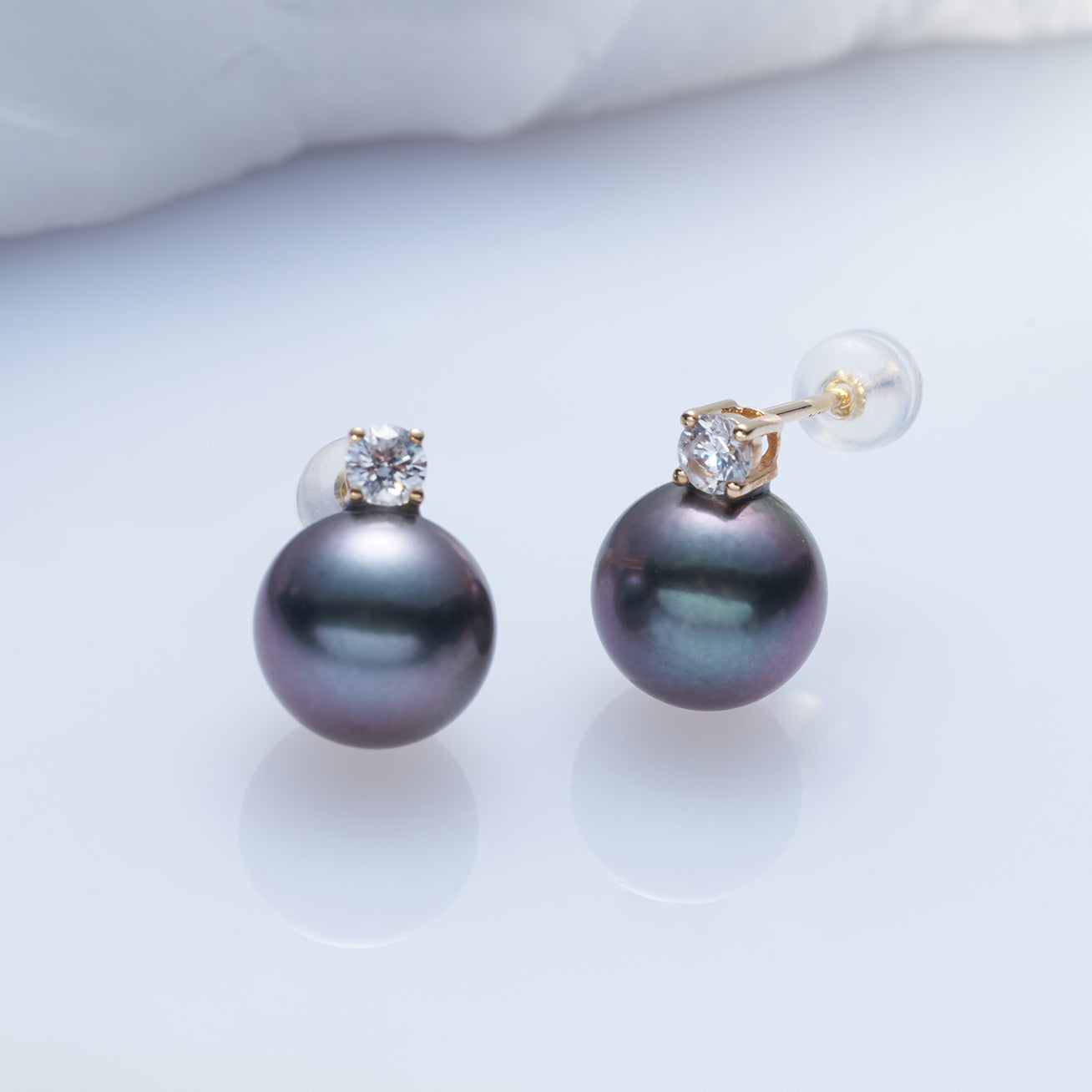 18K Gold AAA Grade Tahitian Pearl Stud Earrings for Women - Luxury Gift for Wedding, Anniversary & Special Occasions