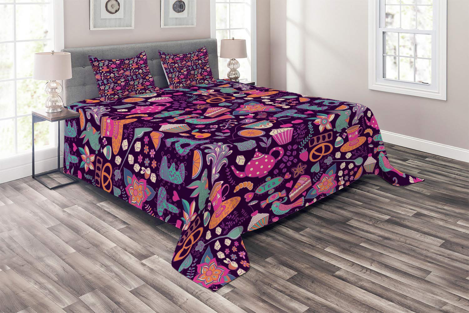 Ambesonne Tea Party Quilt Set - Vibrant Abstract Tea Cupcakes & Teapots Design, 3-Piece King Size Bedspread with 2 Pillow Shams | Perfect for Boho Bedroom Decor, Guest Room Styling & Tea-Themed Nursery