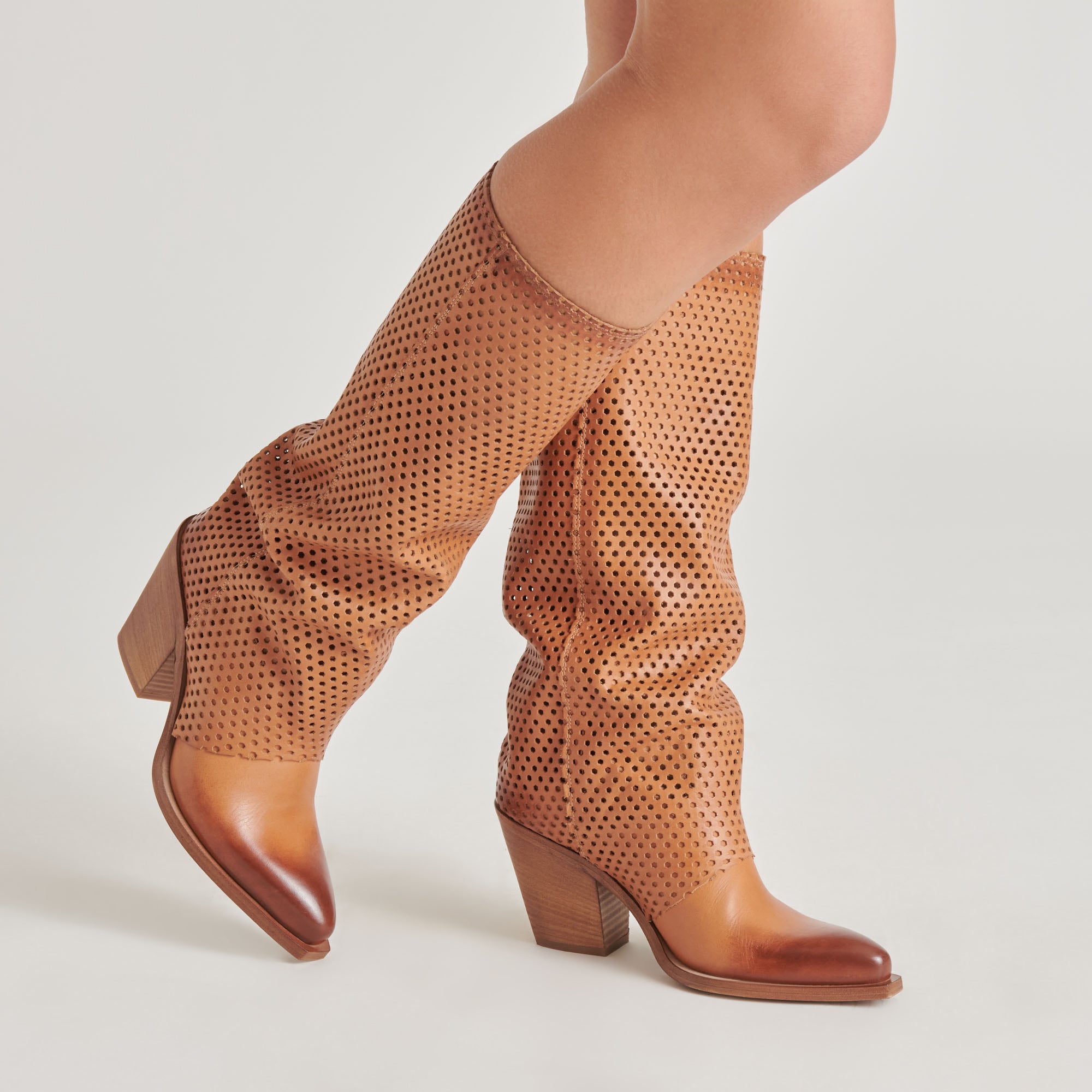 BOONE COGNAC LEATHER BOOTS - Premium Handcrafted Leather Boots for Men & Women | Perfect for Outdoor Hiking, Casual Wear & Western Fashion
