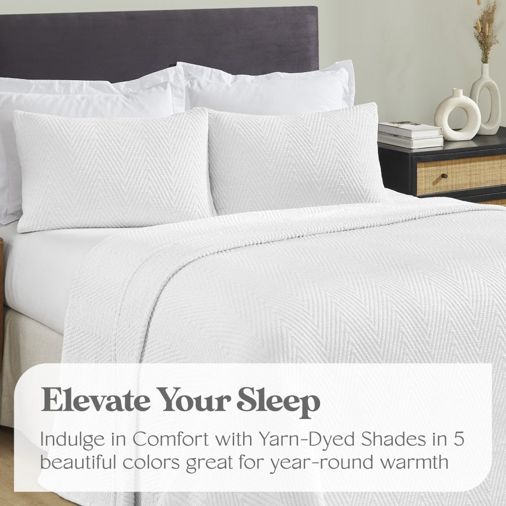 Premium Aswan Cotton Medium Weight Chevron Woven Coverlet - Soft & Breathable Bedspread for All Seasons - Perfect for Master Bedroom, Guest Room, or Dorm Decor