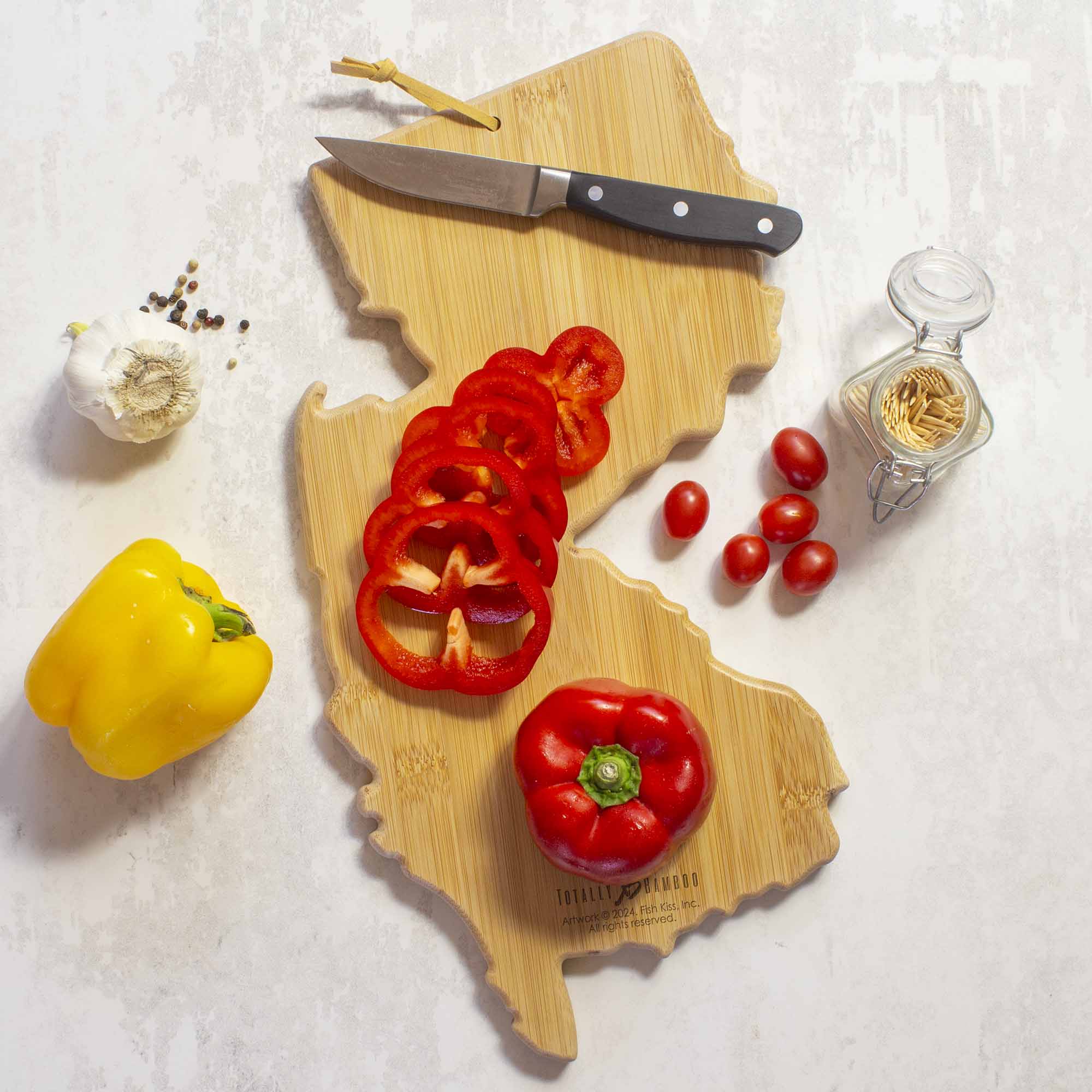 Premium New Jersey Themed Wooden Cutting Board with Fish Kiss™ Artwork - Perfect for Home Kitchen, Gift, and Food Prep
