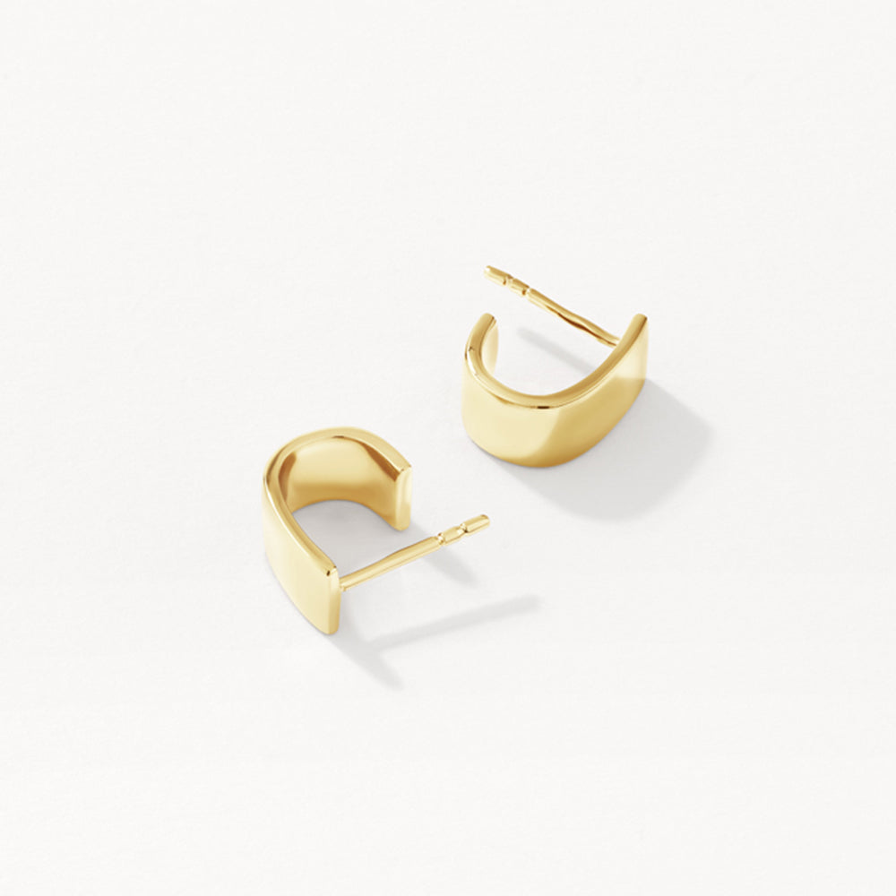 Chunky Gold U-Shaped Huggies Earrings for Women - Stylish Boho Hoop Earrings for Everyday Wear & Special Occasions
