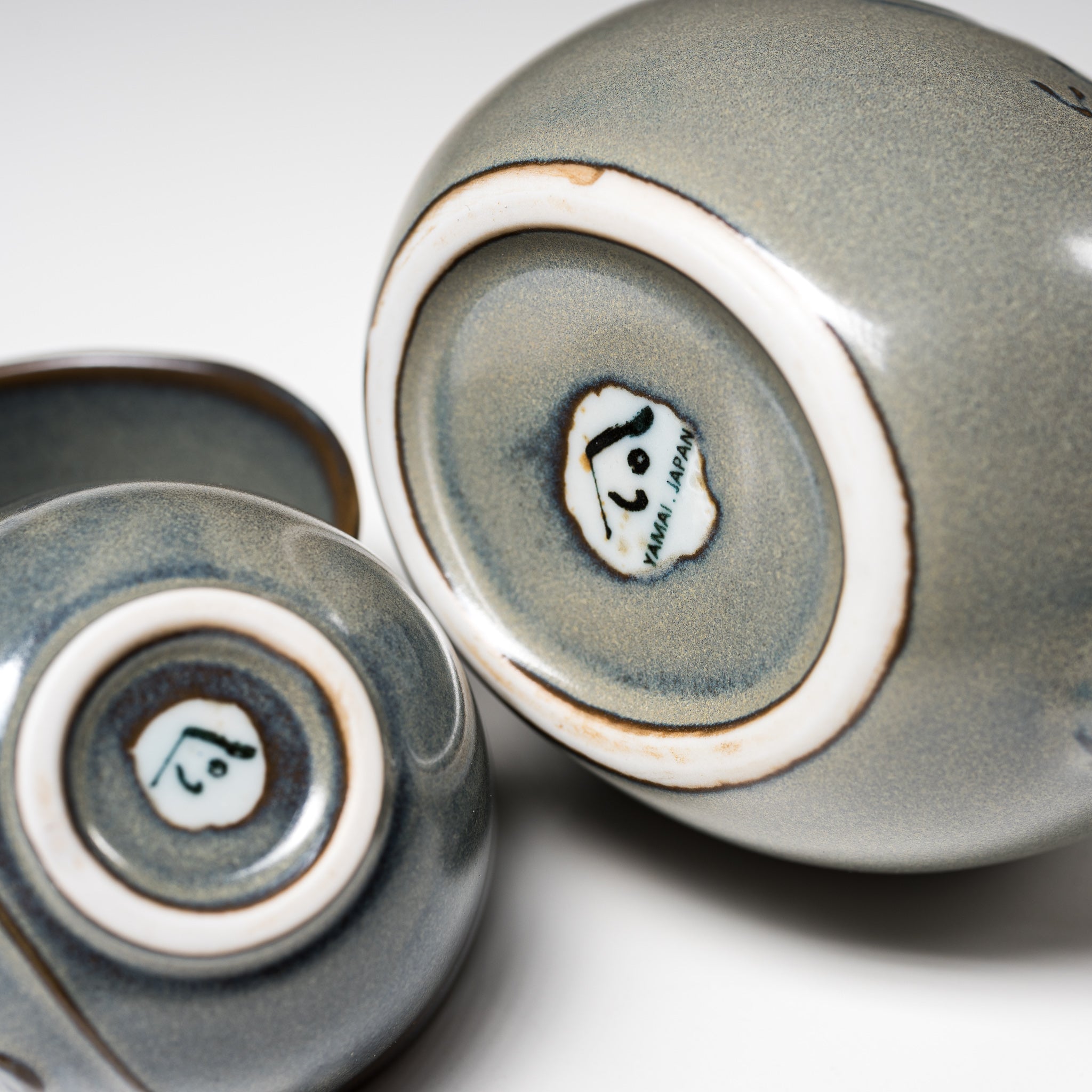 Traditional Japanese Mino Ware Pottery Sake Set - Grey Bowlfish Design by Yamai Ito - Authentic Ceramic Sake Cups & Decanter for Home Dining & Gift Giving