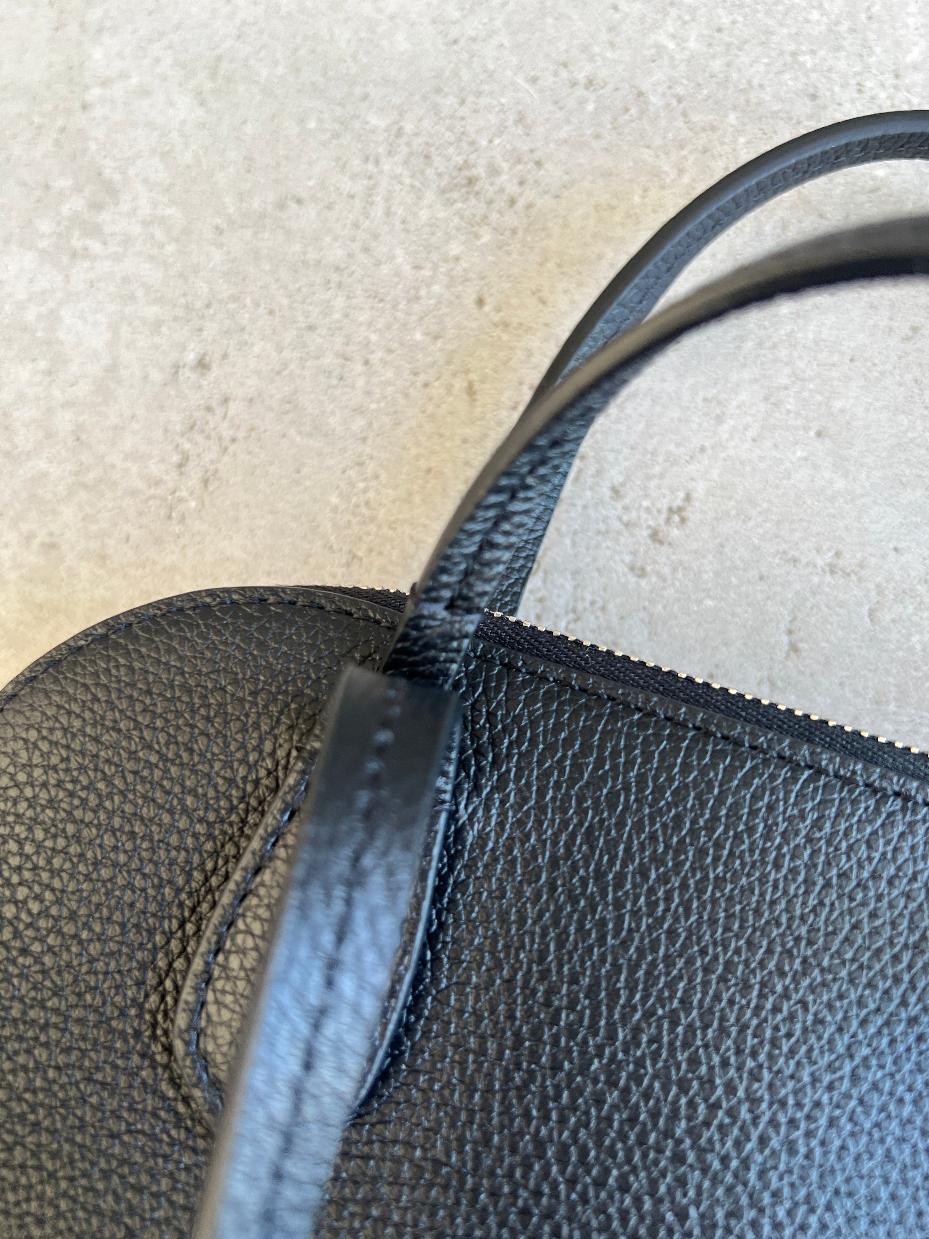 **Ingrid Tote Bag - Premium Grain Leather Handbag for Women - Stylish Black Shoulder Bag for Work, Travel & Everyday Use**
