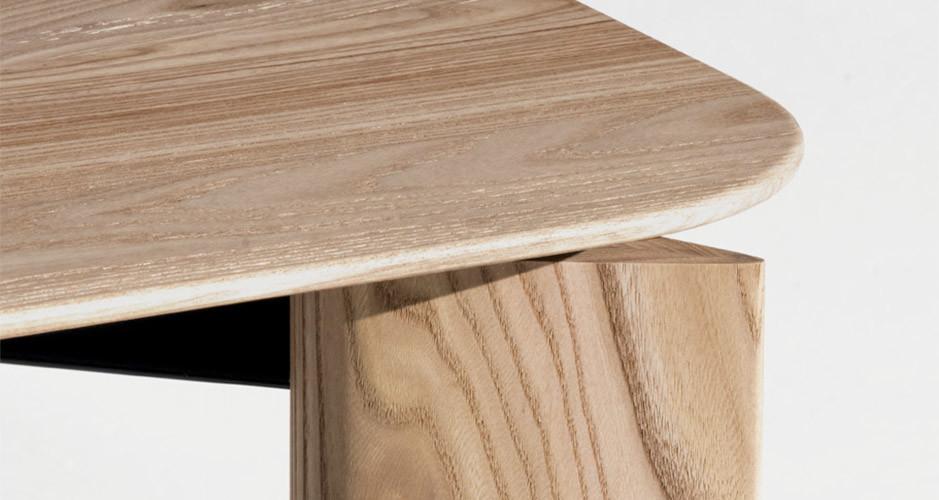 Driade Fourdrops Modern Dining Table - Scandinavian Style Wooden Table for Kitchen & Dining Room - Perfect for Family Gatherings & Dinner Parties